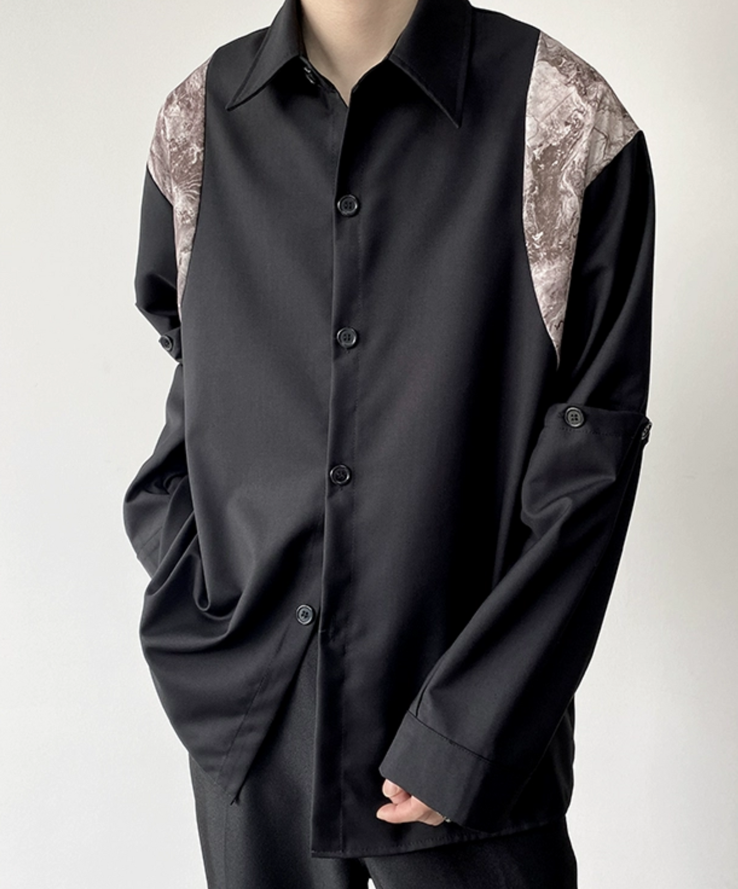 dark removable sleeves shirt EN1065