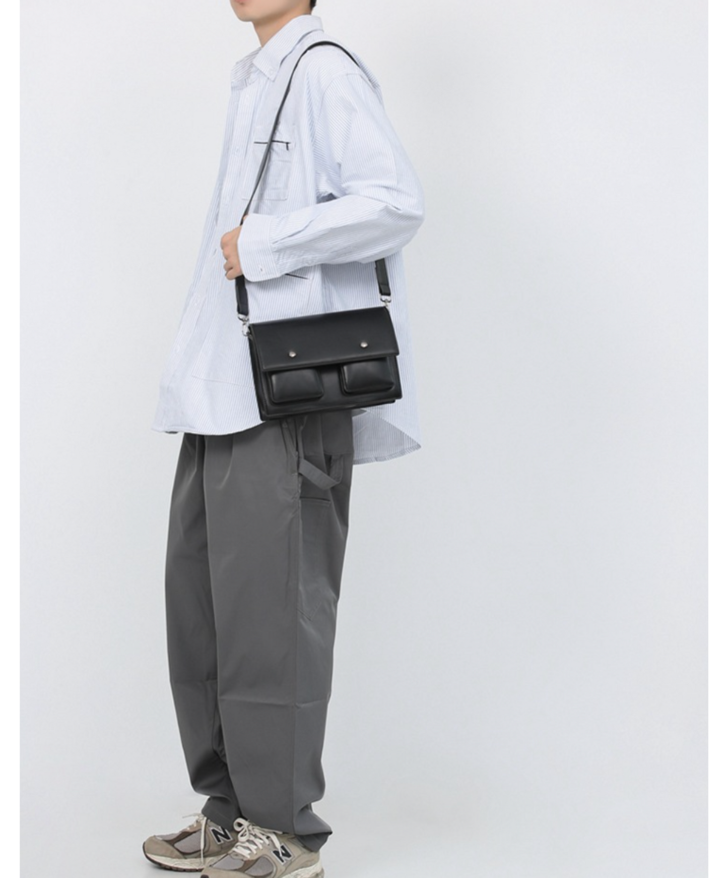 square round button with open pocket bag EN2104