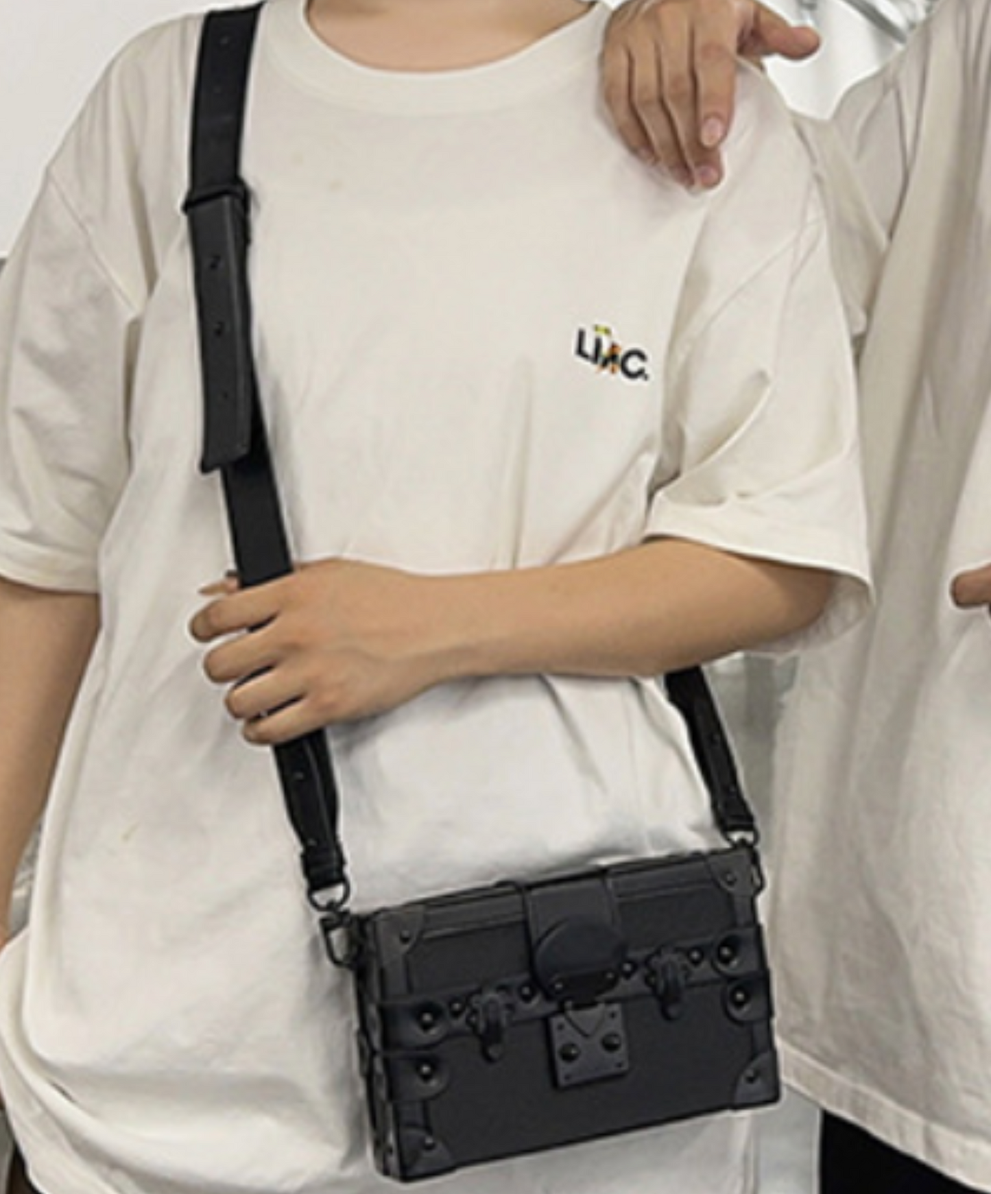 retro treasure chest design shoulder bag EN2131