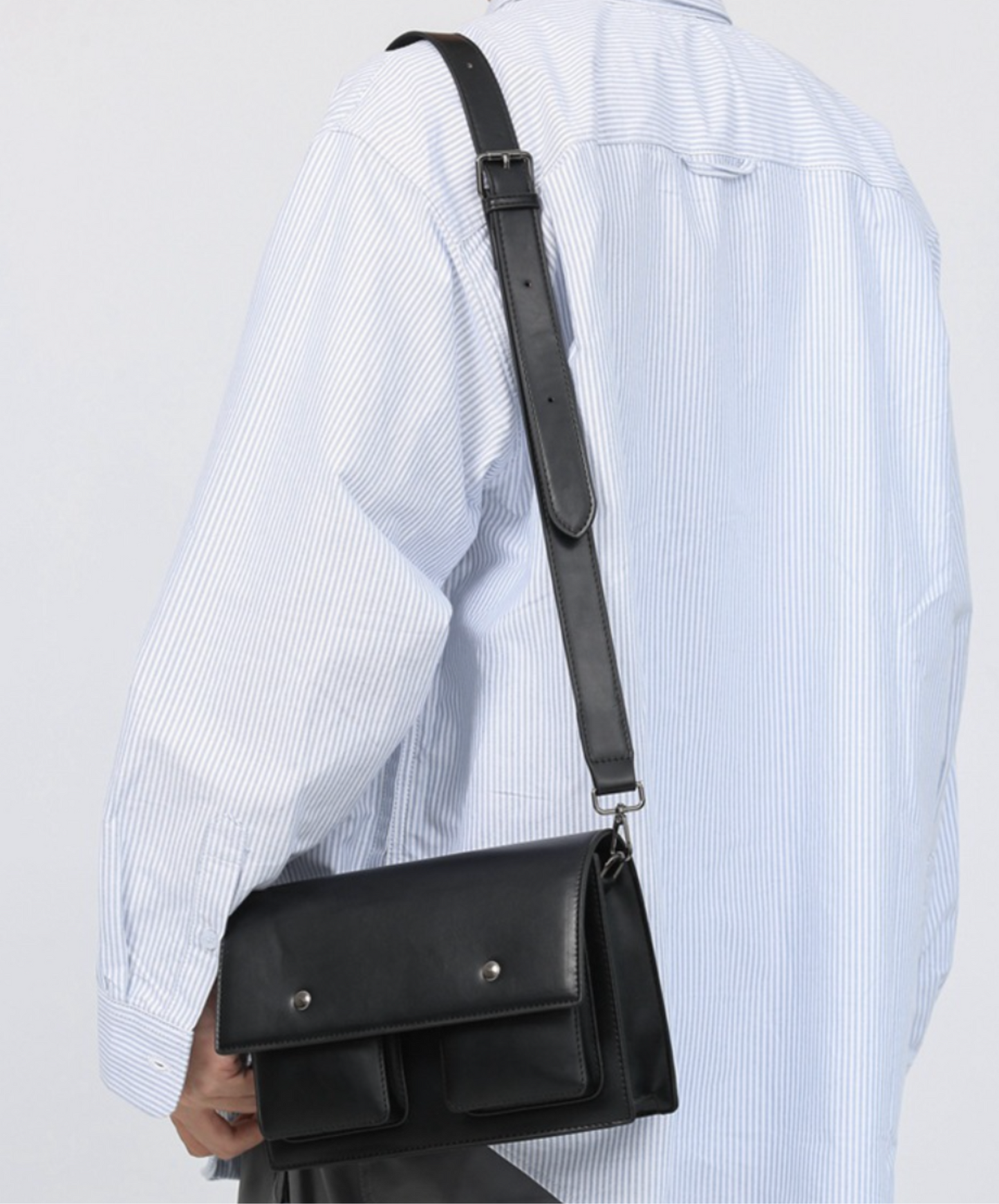 square round button with open pocket bag EN2104