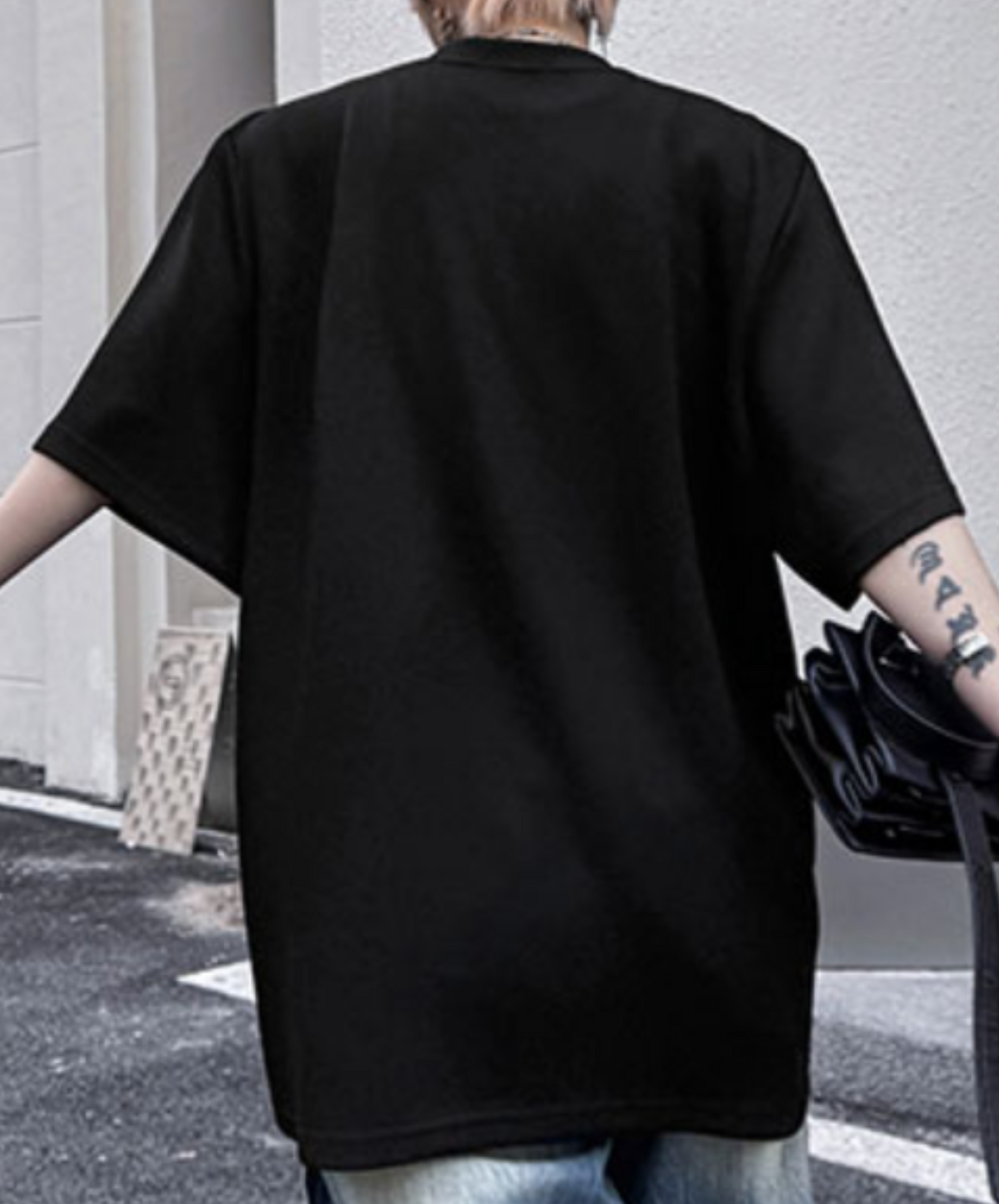 dark pearl button round neck t-shirt EN2259