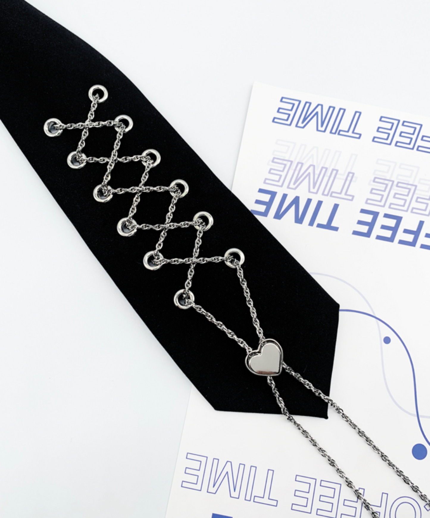 chain lace-up heart hole necktie EN2351