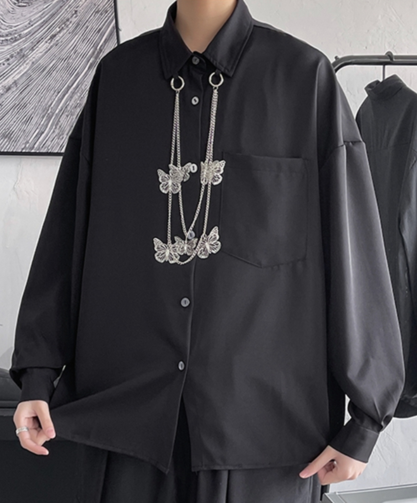 with butterfly pendant shirt EN2421