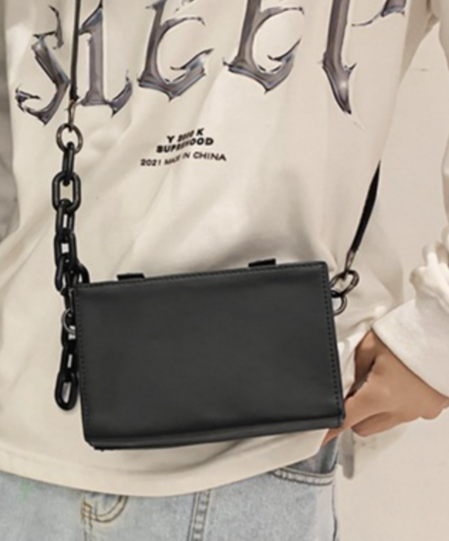 chain decoration small square shoulder bag EN1445