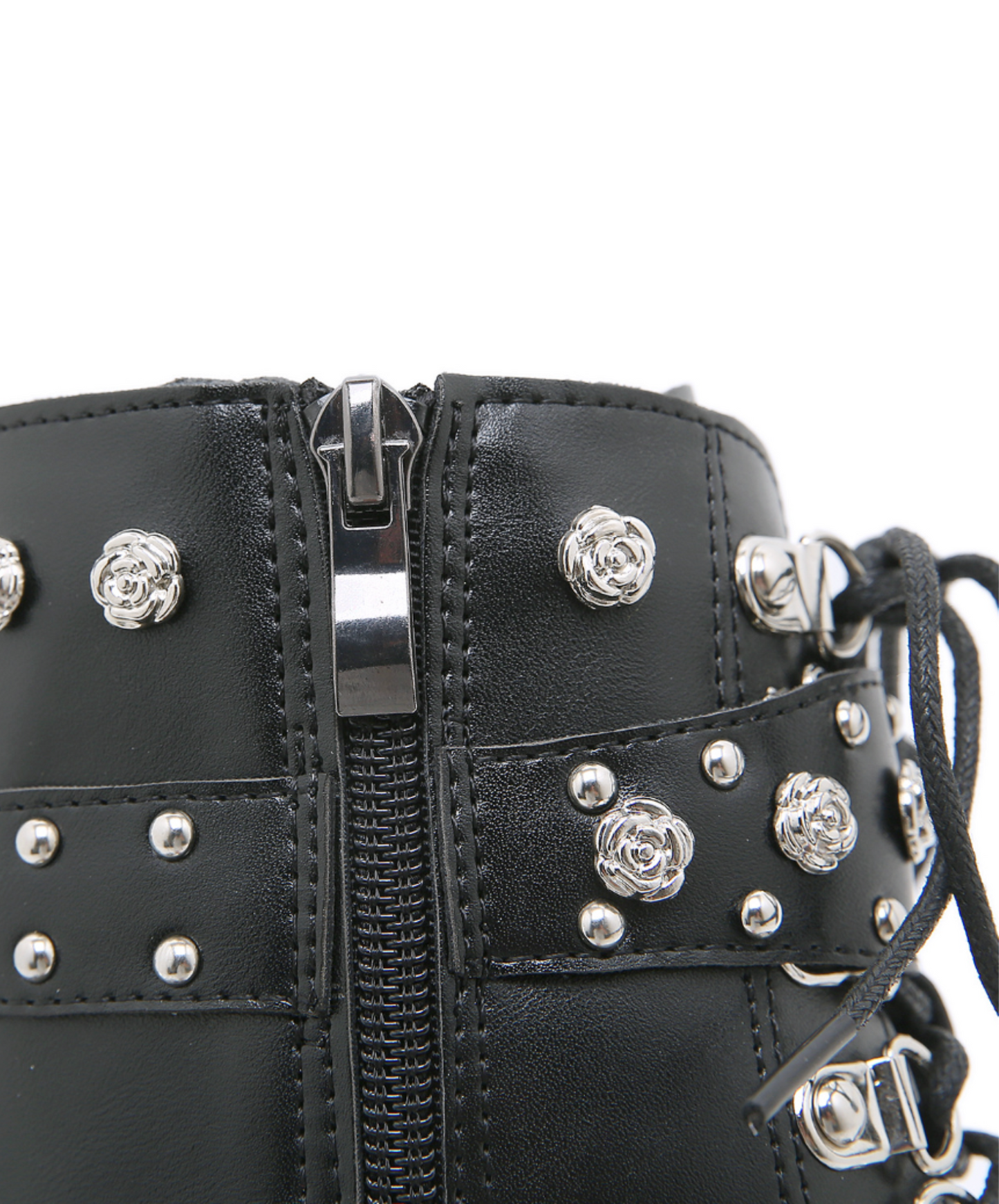 gorgeous metal part decoration boots EN2313