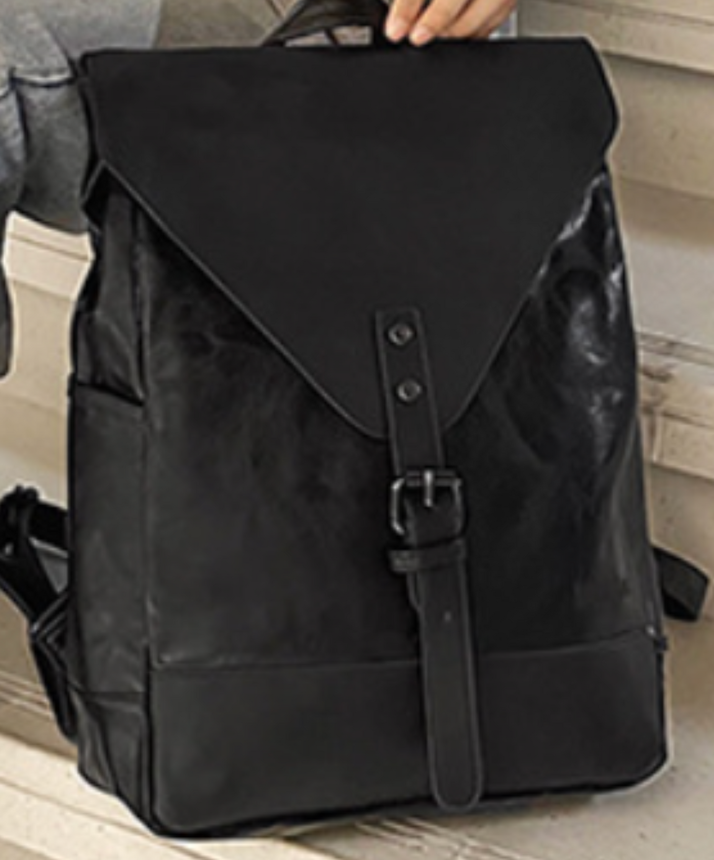realistic textured triangular flap backpack bag EN2106