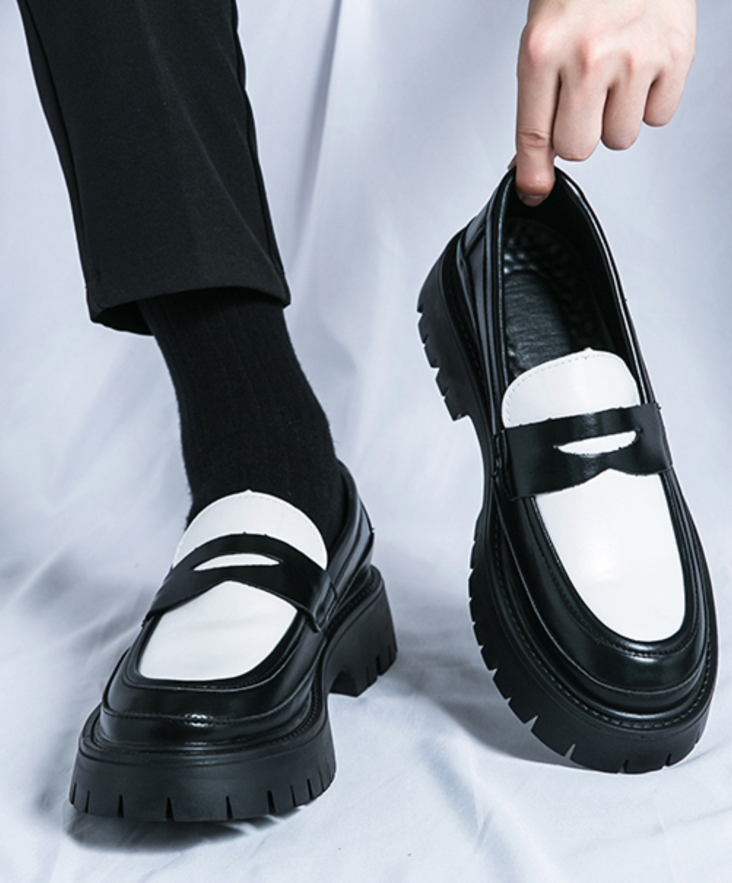 british style high contrast shoes EN2360