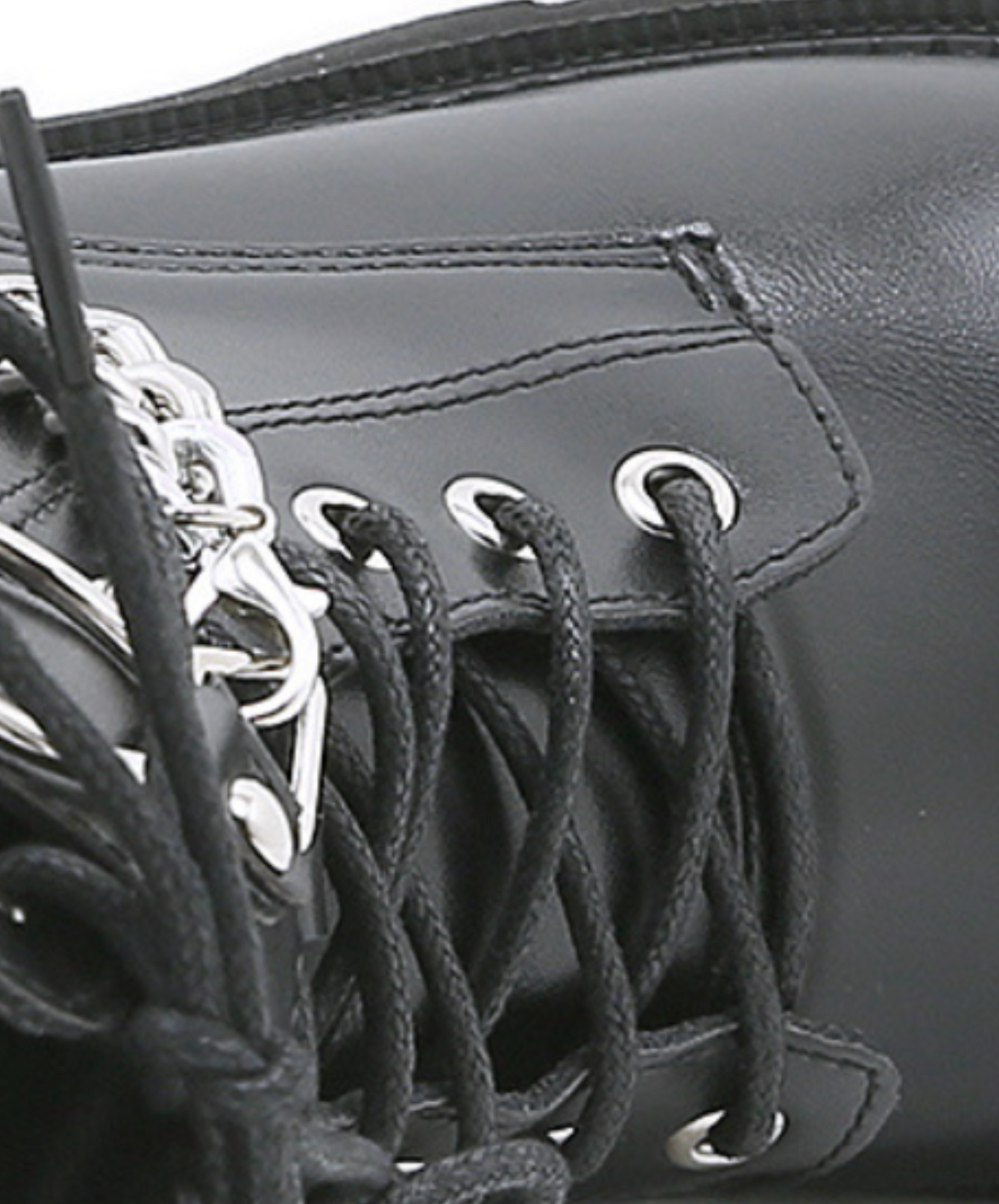 belt with metal chain hoop zip up boots EN2312