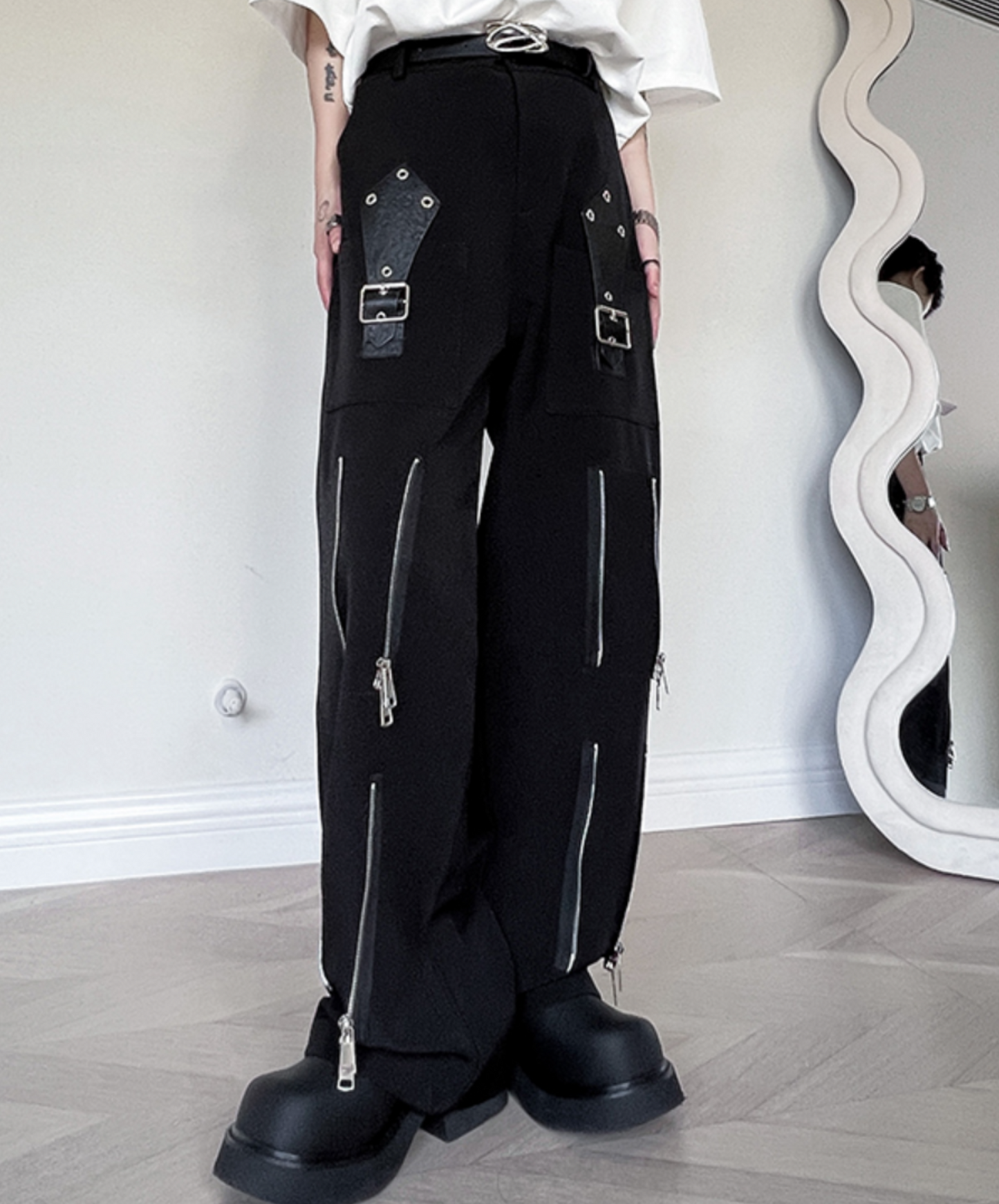 dark deformed zip-up leather buckle flare pants EN1817
