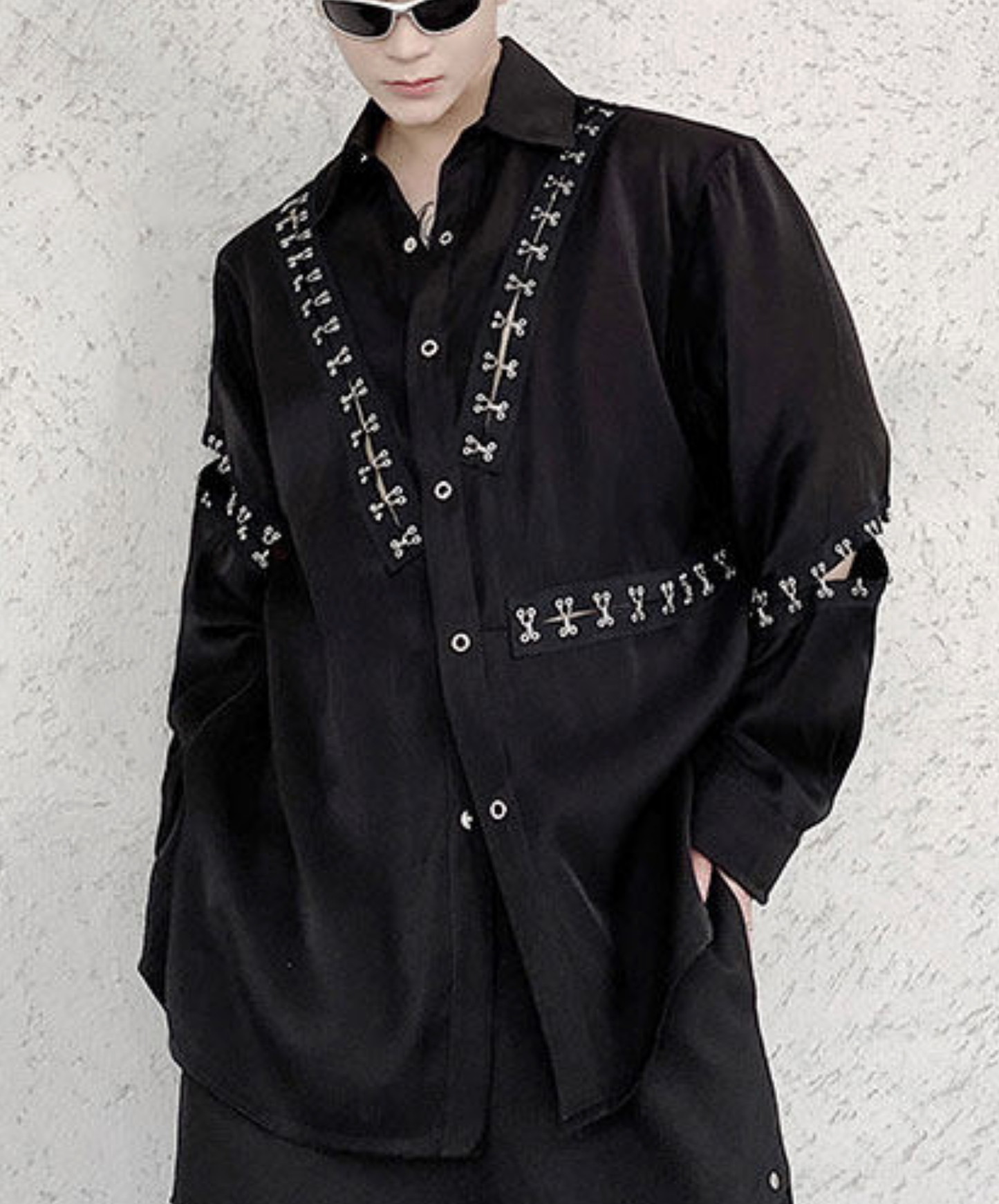 dark metal parts patchwork design shirt EN2782