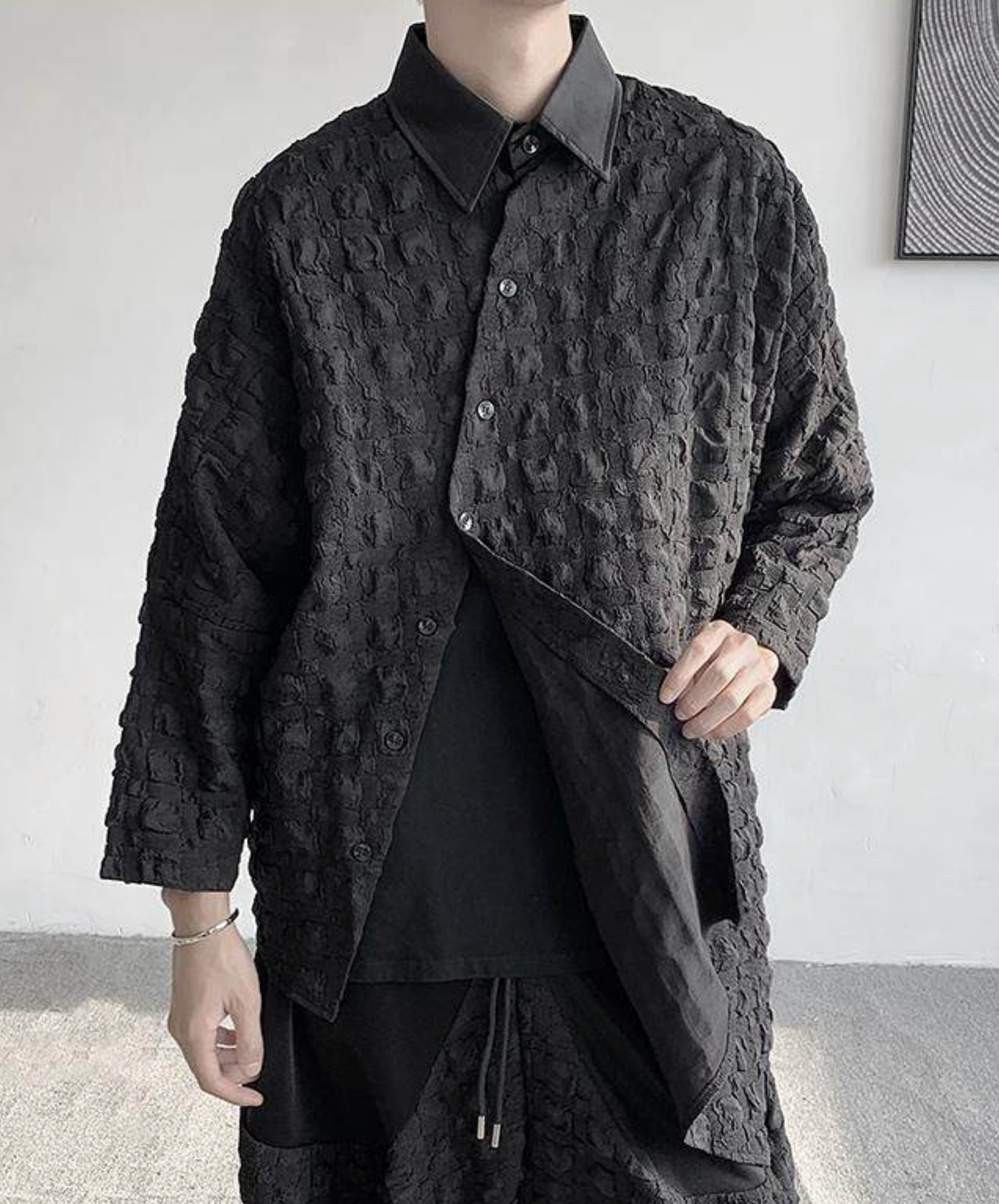 Irregular diagonal embossed placket shirt EN2696
