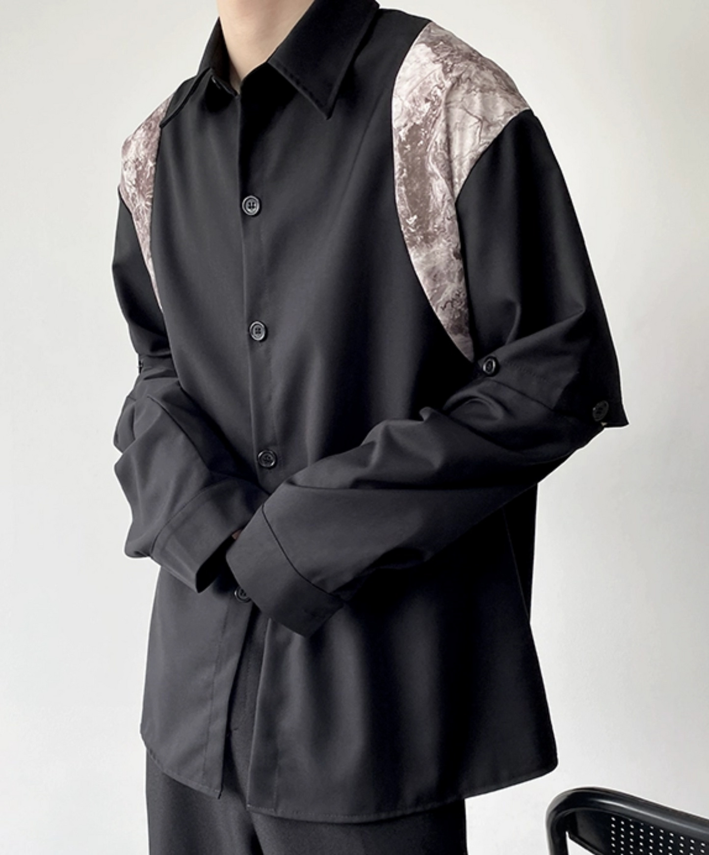 dark removable sleeves shirt EN1065