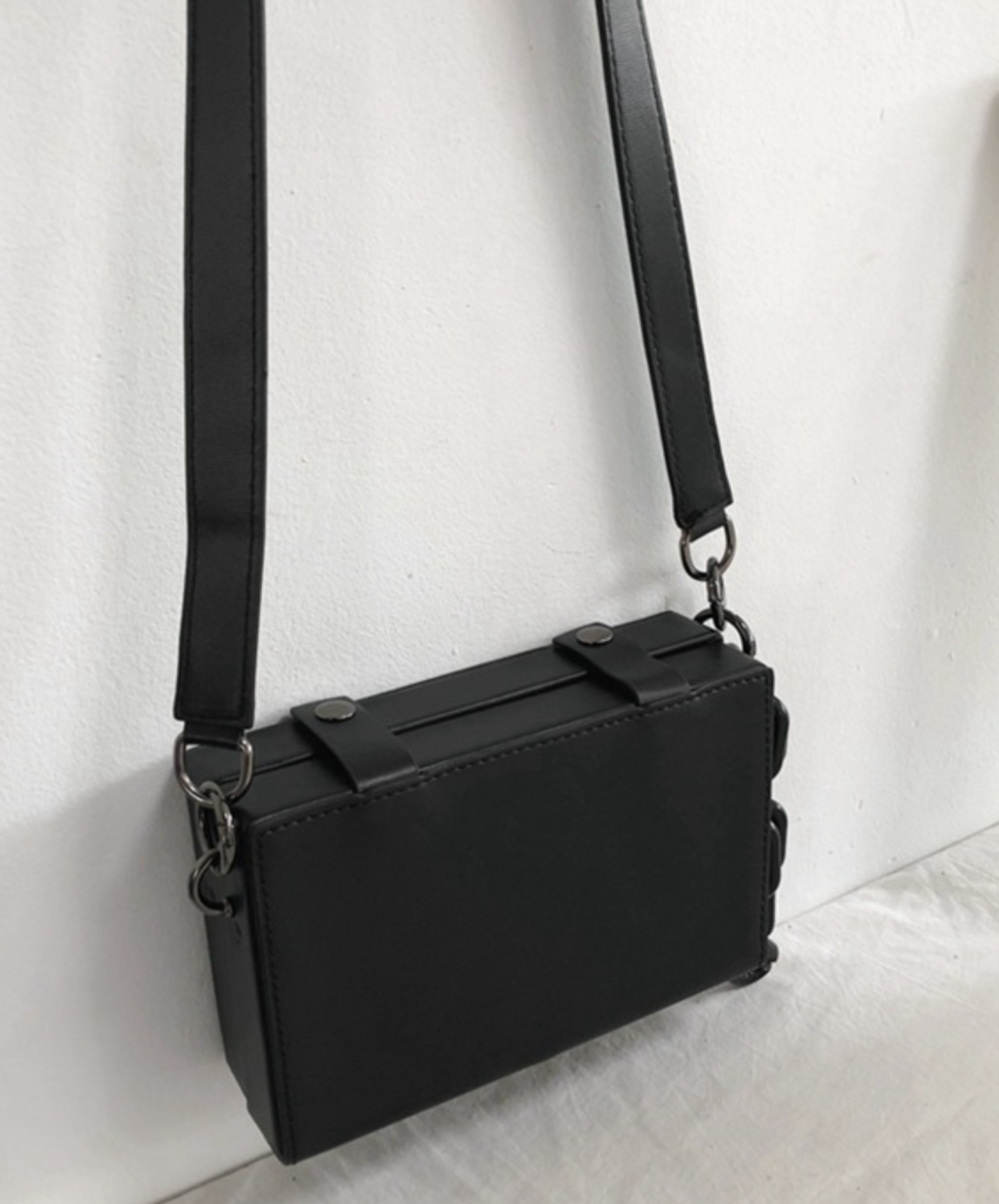 chain decoration small square shoulder bag EN1445