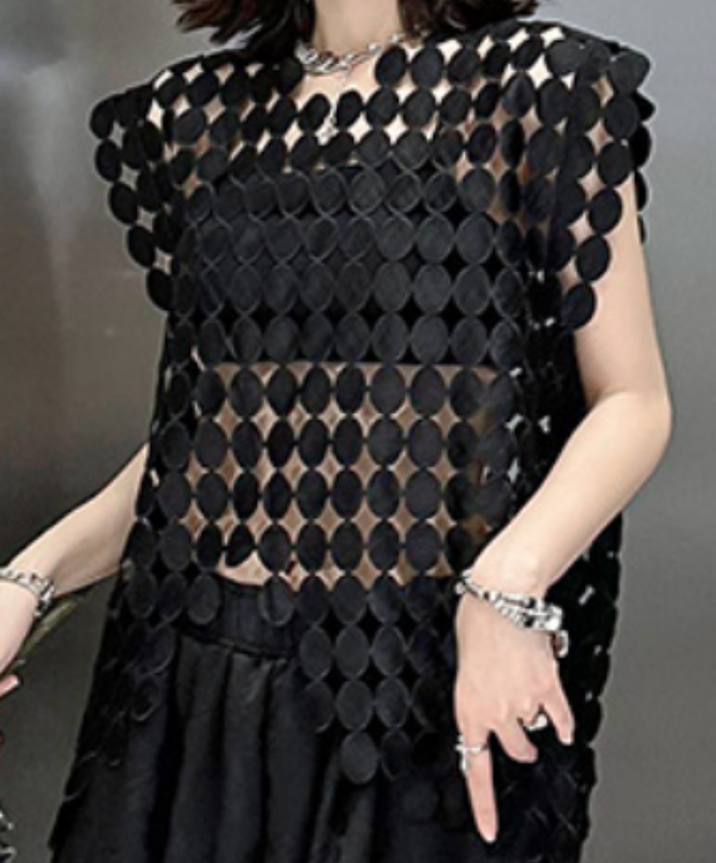 circle connected diamond pattern sleeveless shirt EN2245