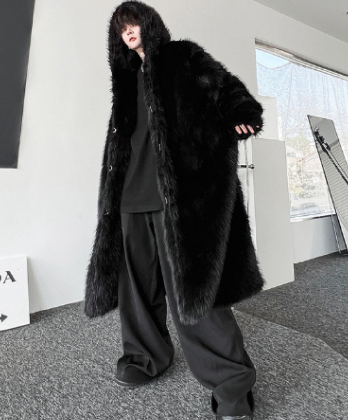 voluminous fake fur coat EN1366