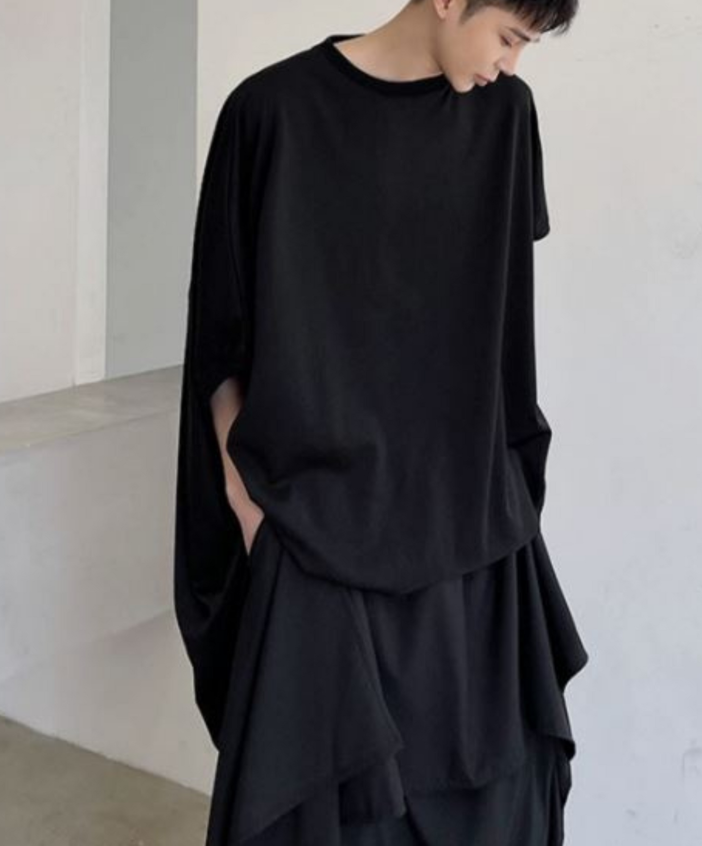 dark irregular hem short t-shirt EN861