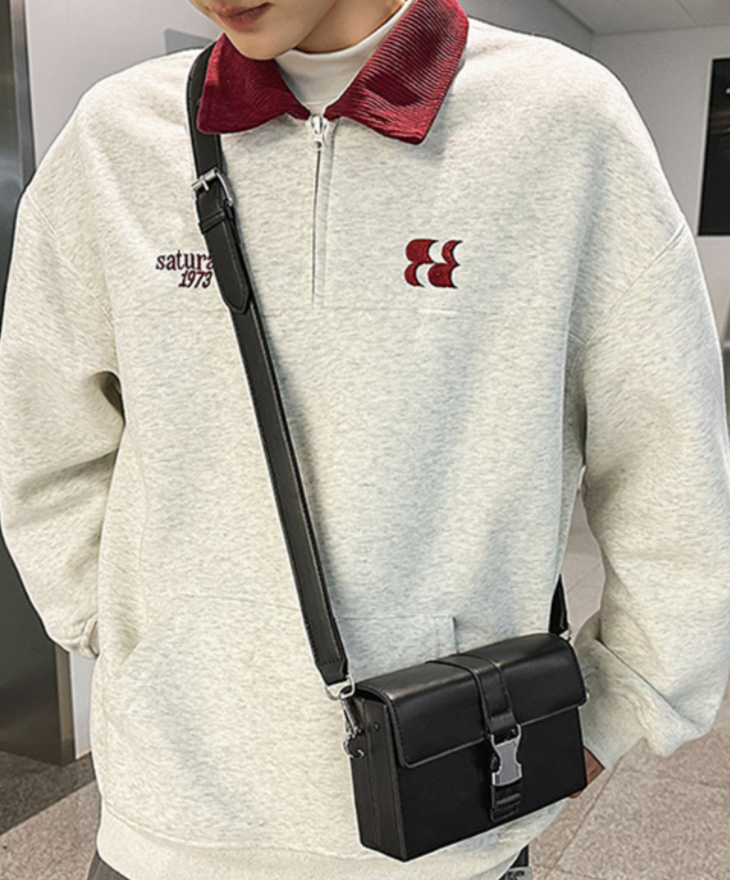 metal buckle square shoulder bag EN2103
