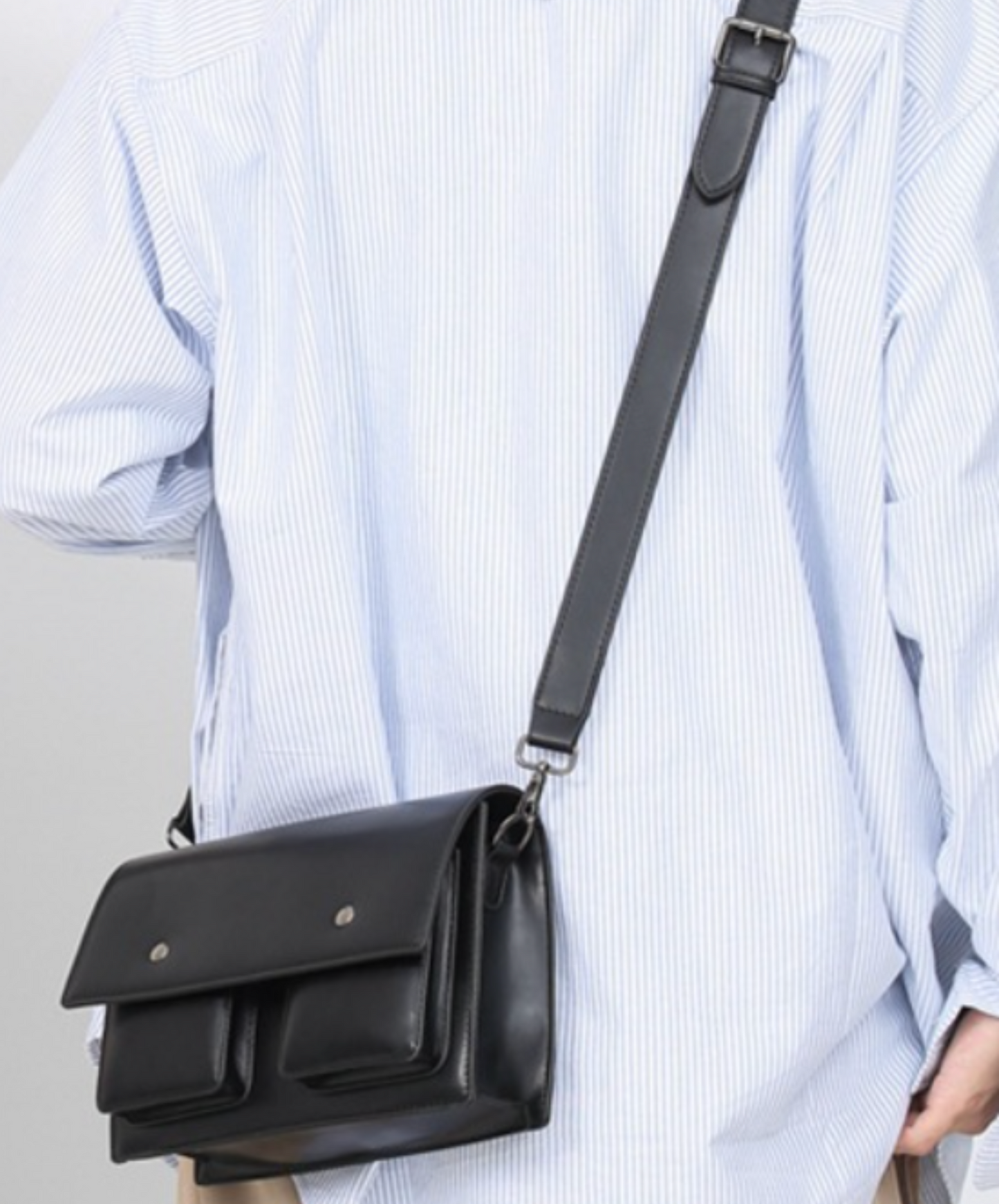 square round button with open pocket bag EN2104