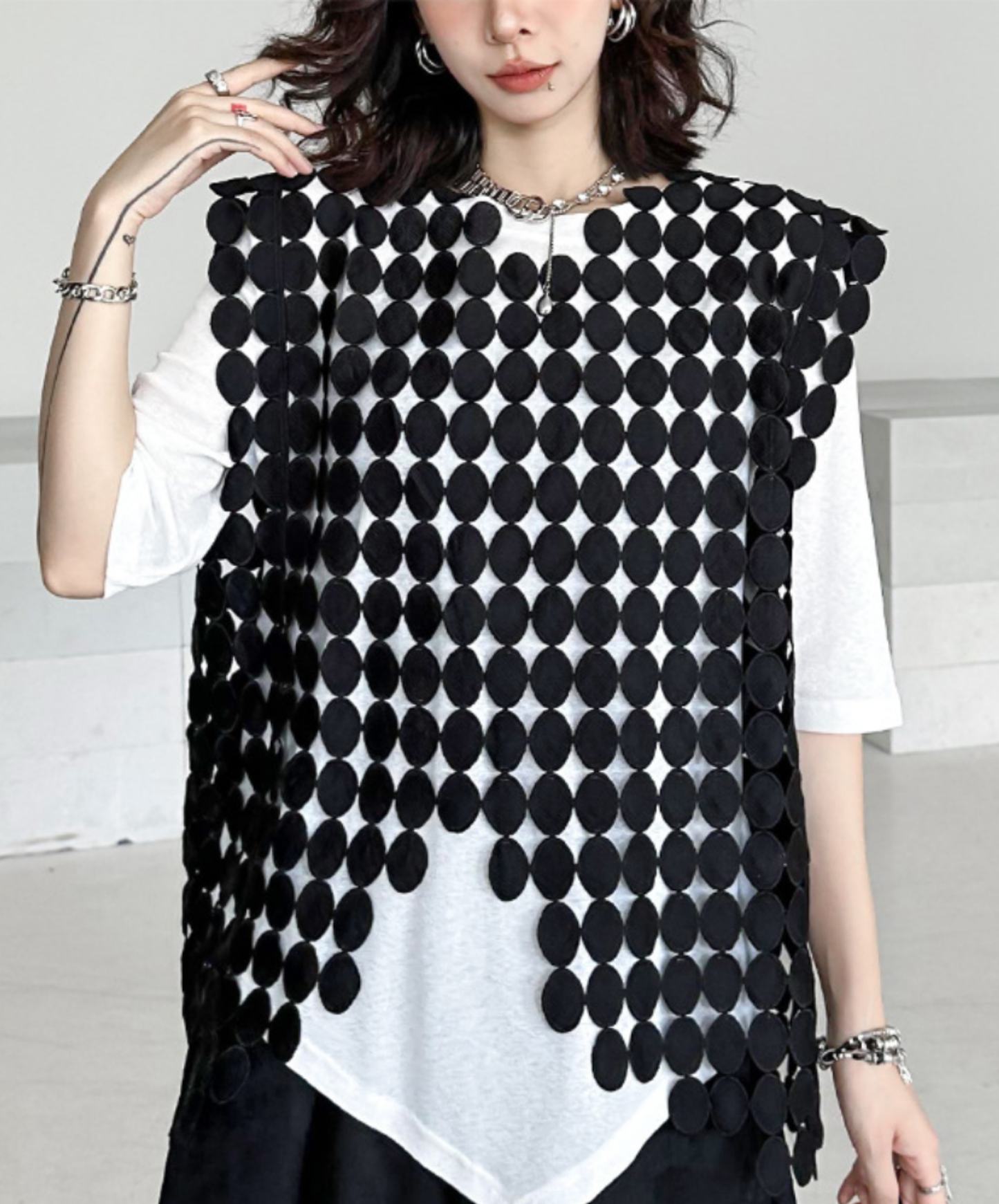 circle connected diamond pattern sleeveless shirt EN2245
