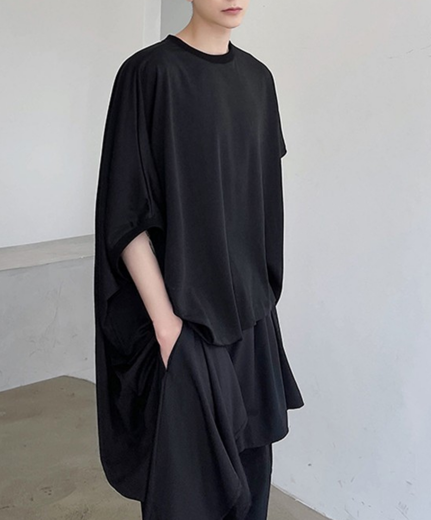 dark irregular hem short t-shirt EN861