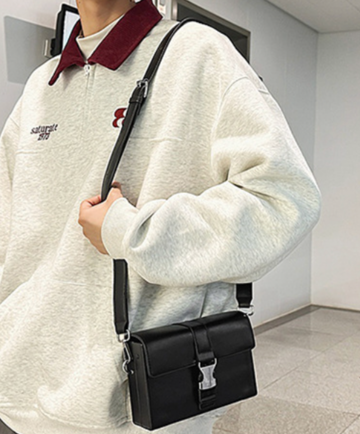 metal buckle square shoulder bag EN2103
