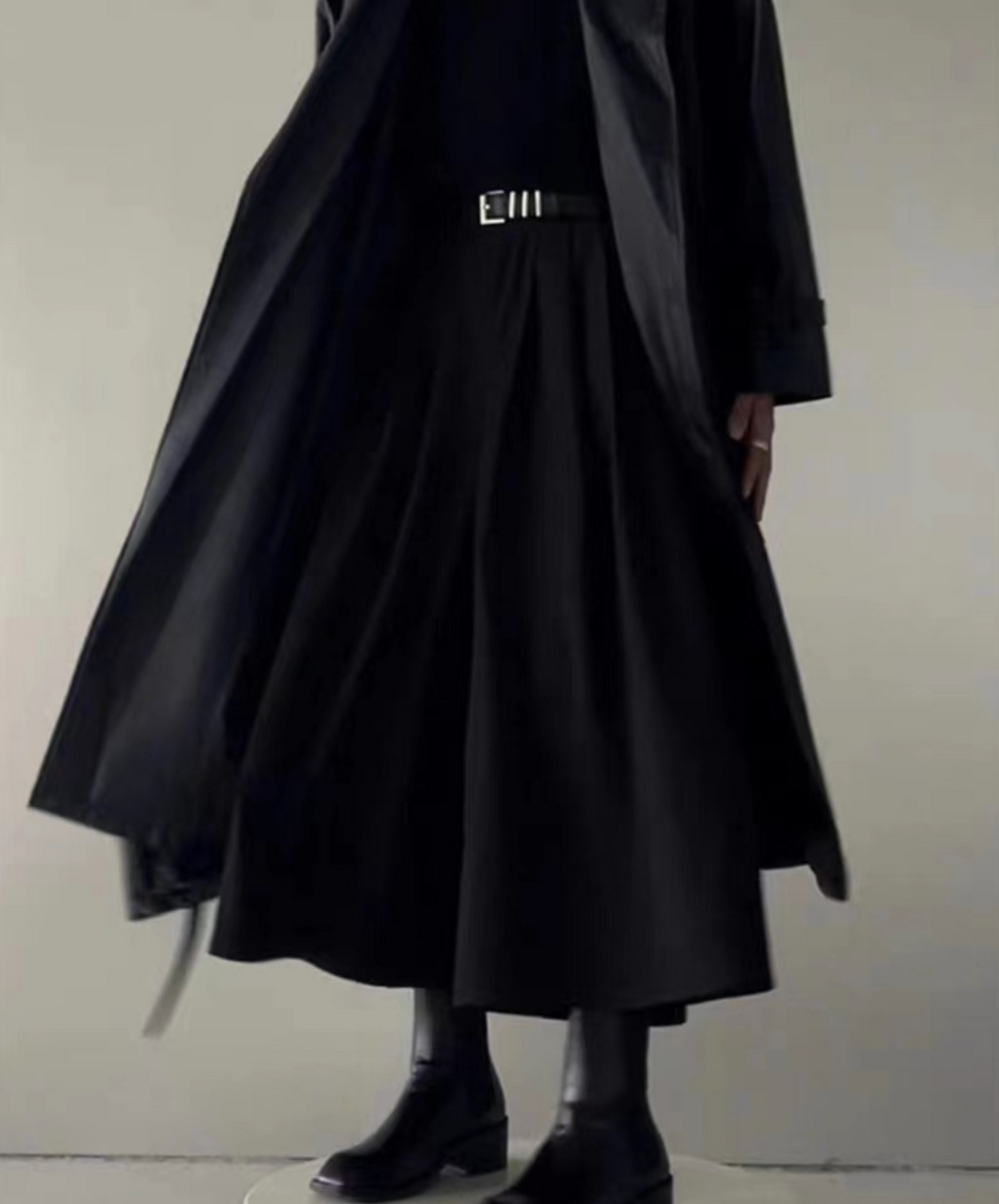 simple silhouette with tucks hakama pants EN2140