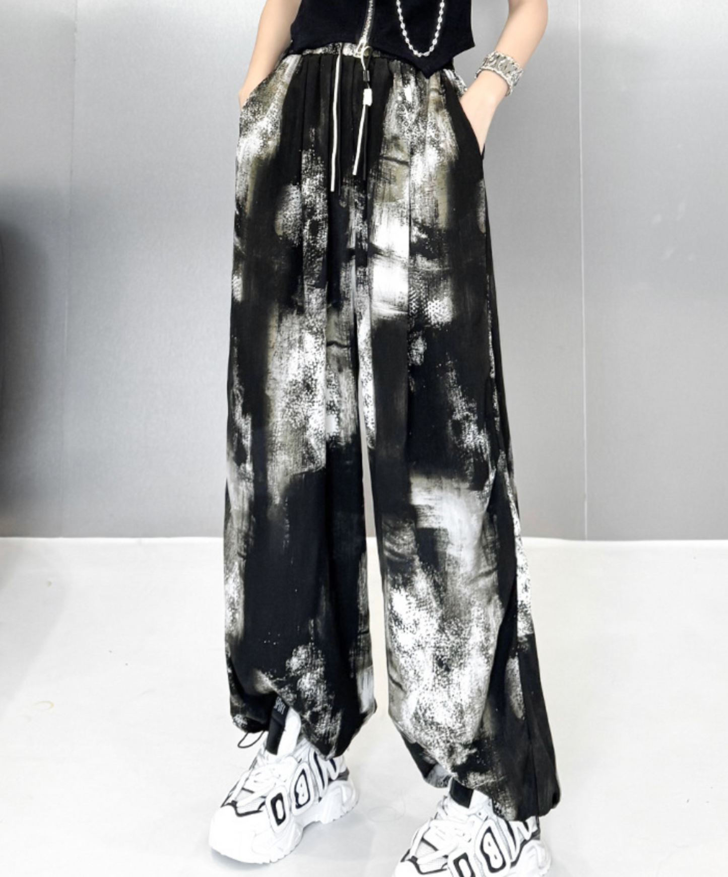 dark splicing drawstring pants EN2337