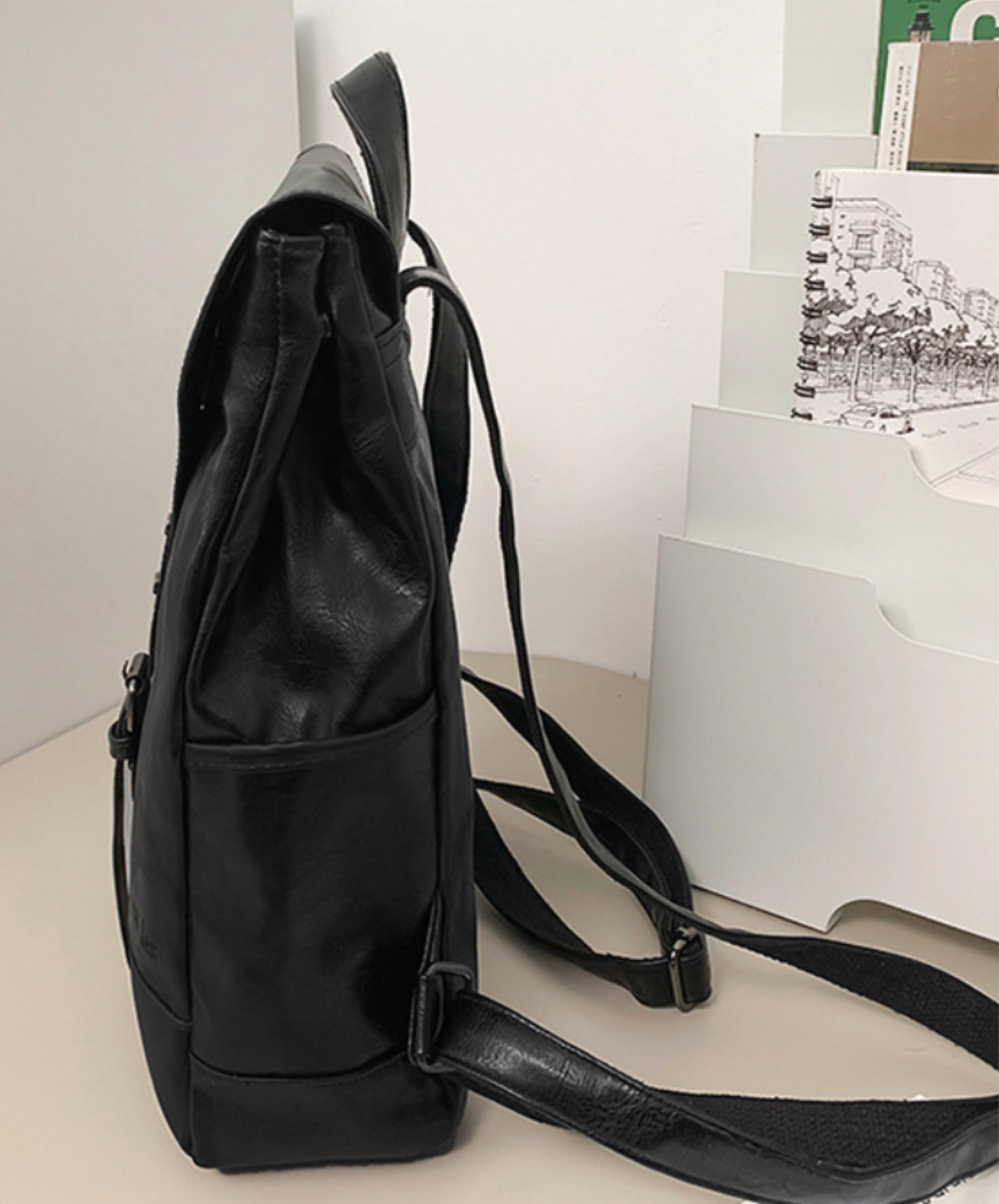 realistic textured triangular flap backpack bag EN2106