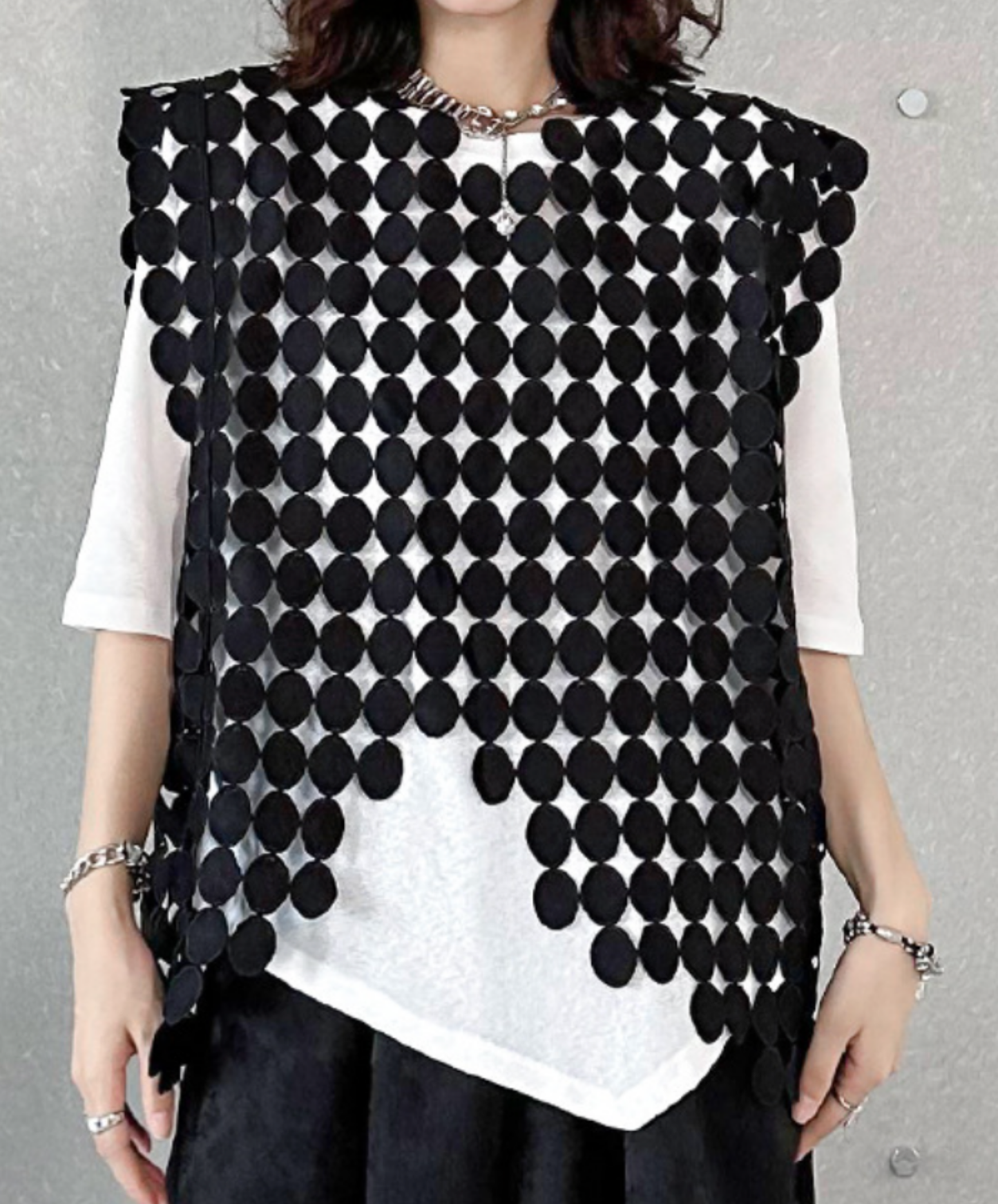 circle connected diamond pattern sleeveless shirt EN2245