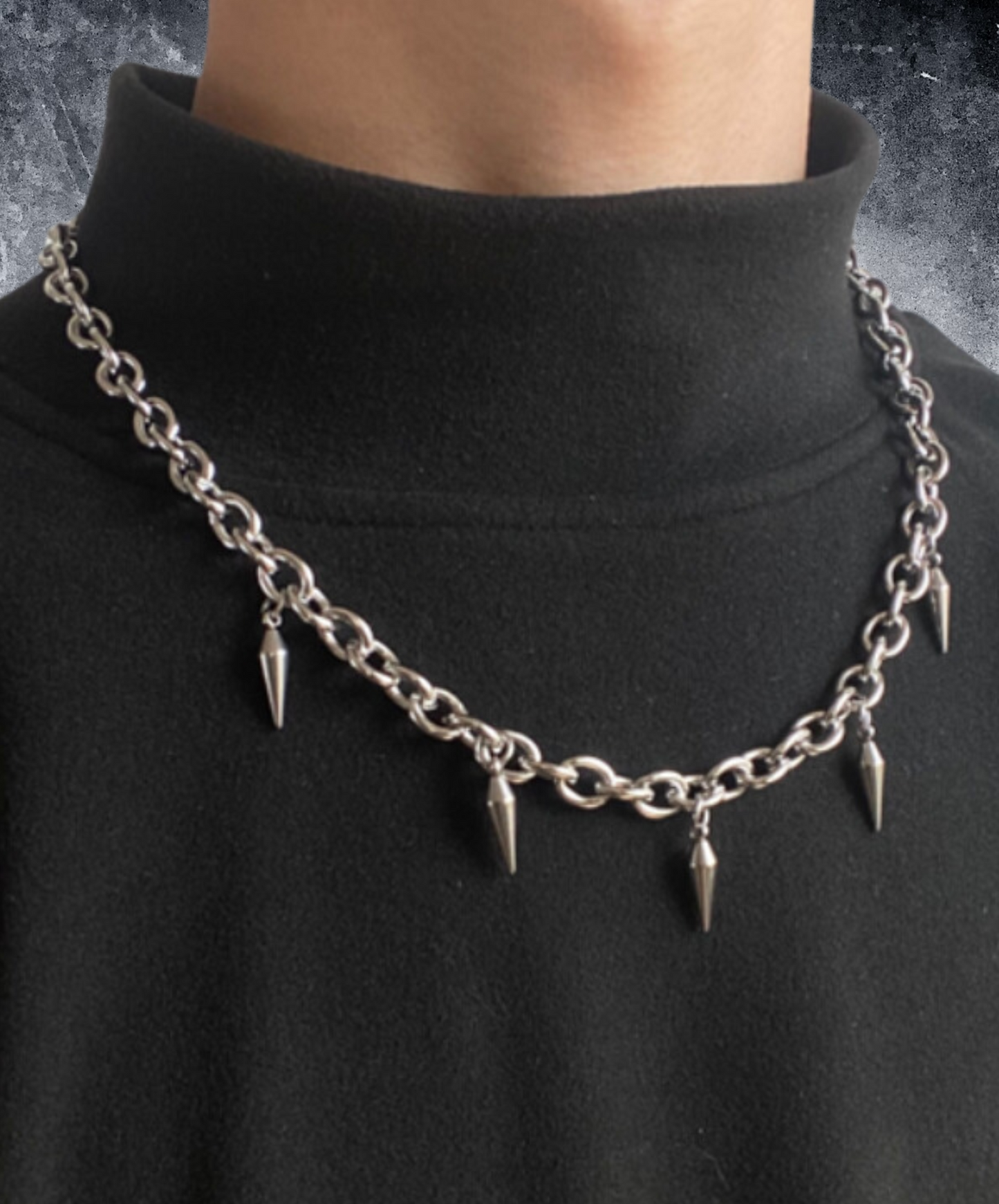 fringe rivet titanium necklace EN1783