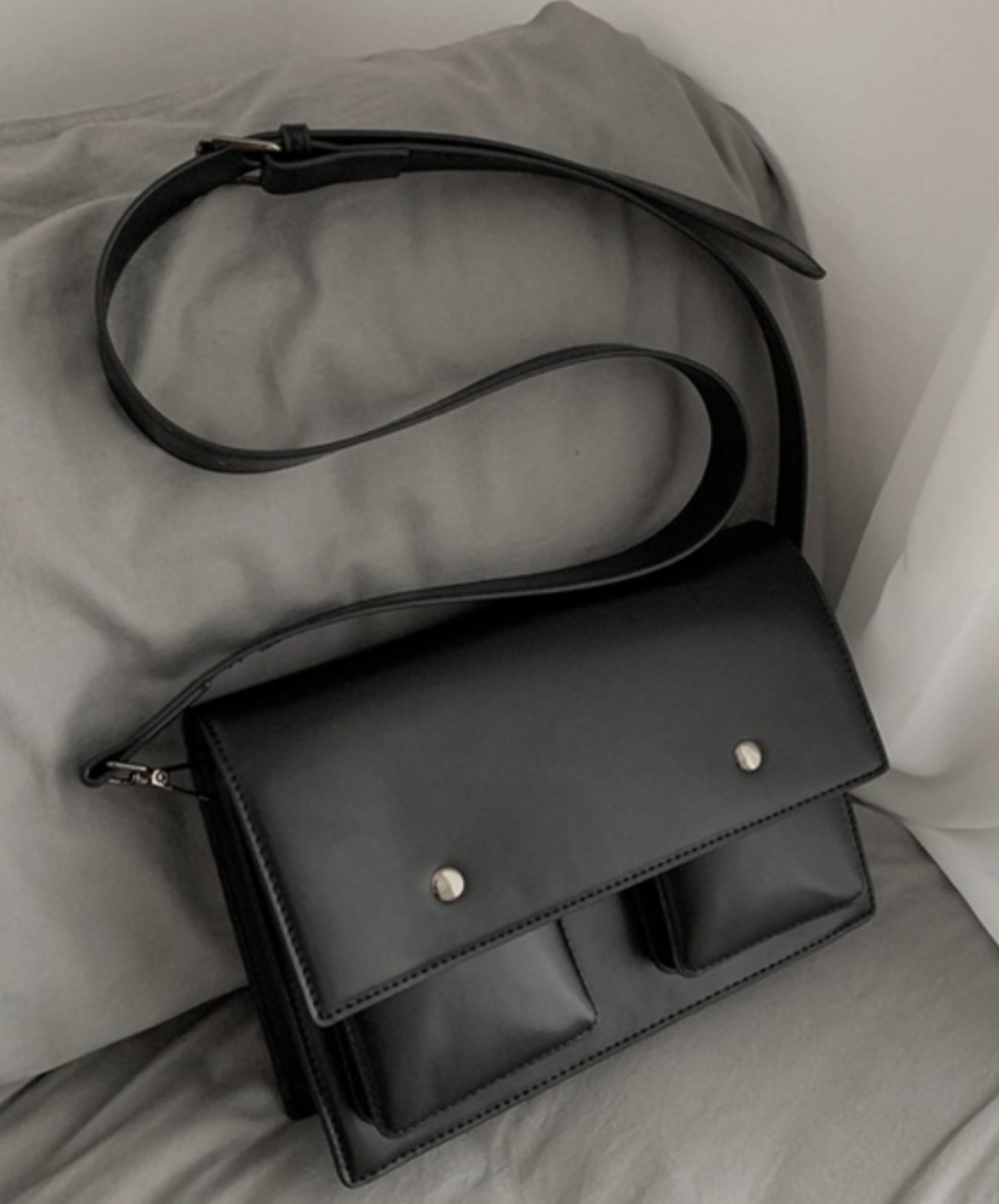 square round button with open pocket bag EN2104