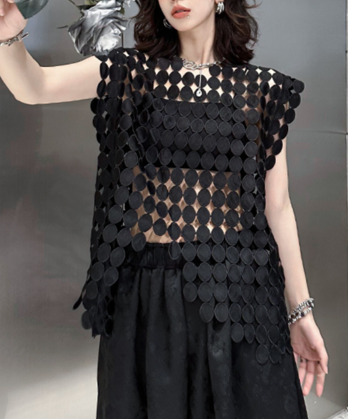 circle connected diamond pattern sleeveless shirt EN2245