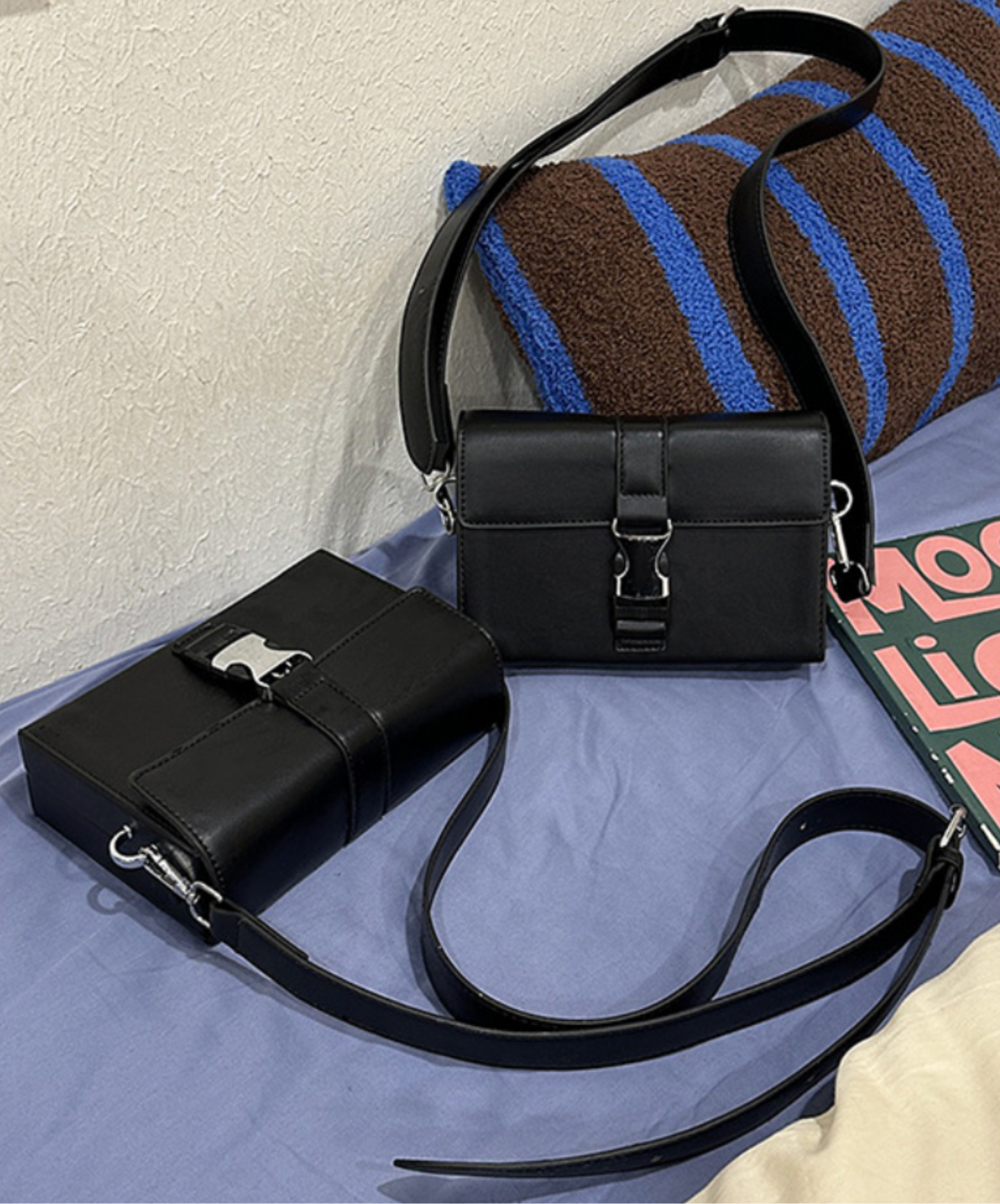 metal buckle square shoulder bag EN2103