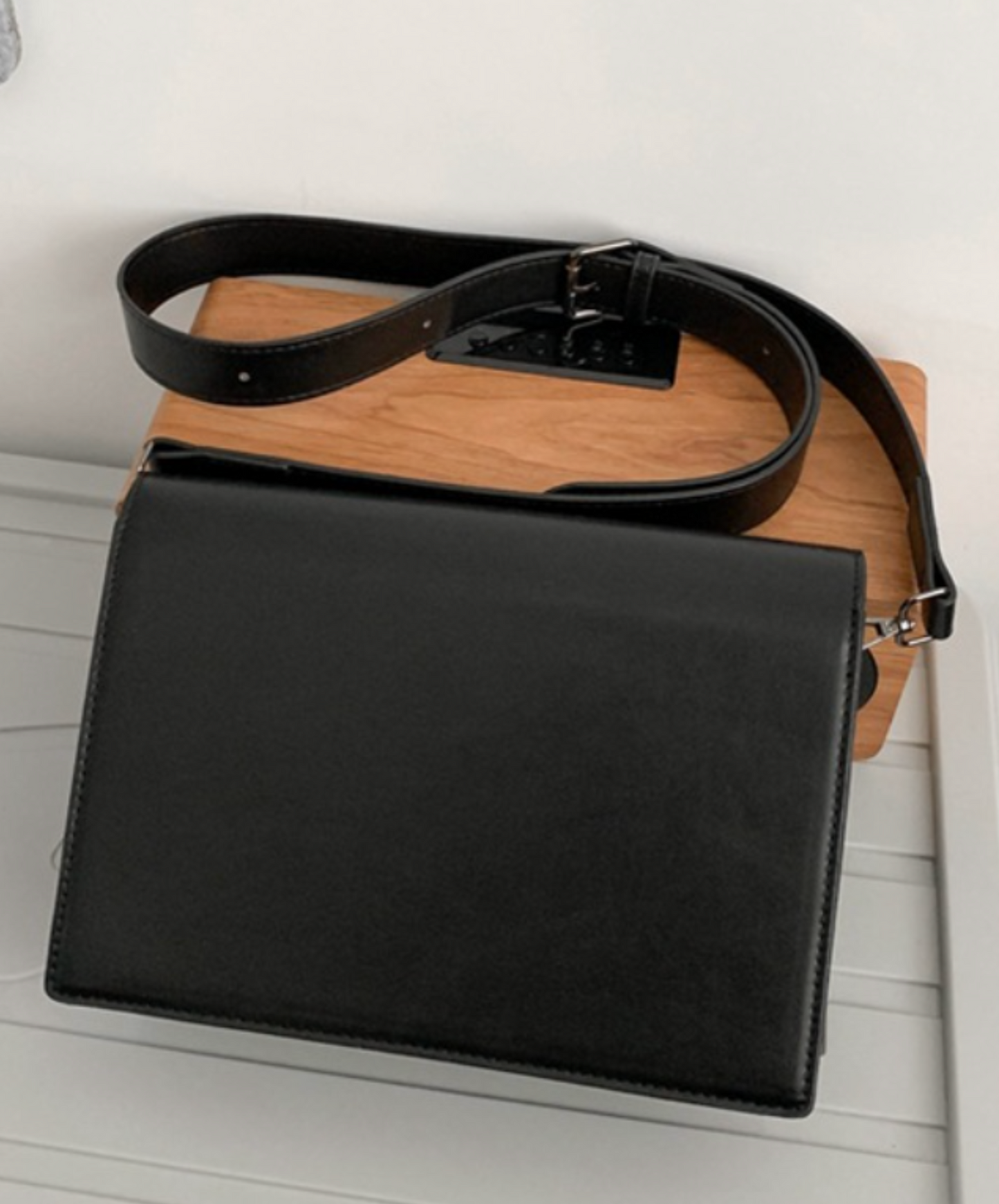 square round button with open pocket bag EN2104