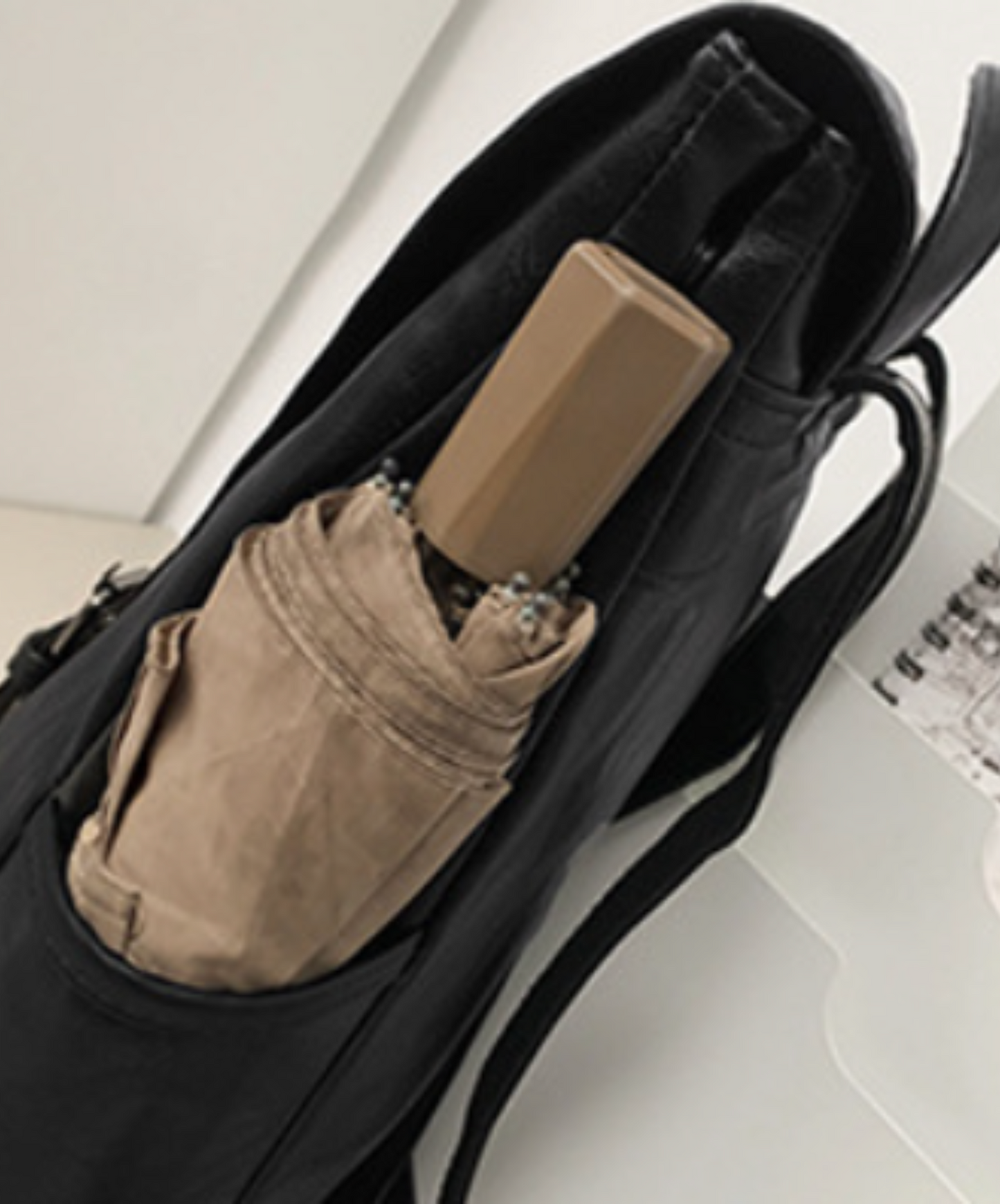 realistic textured triangular flap backpack bag EN2106