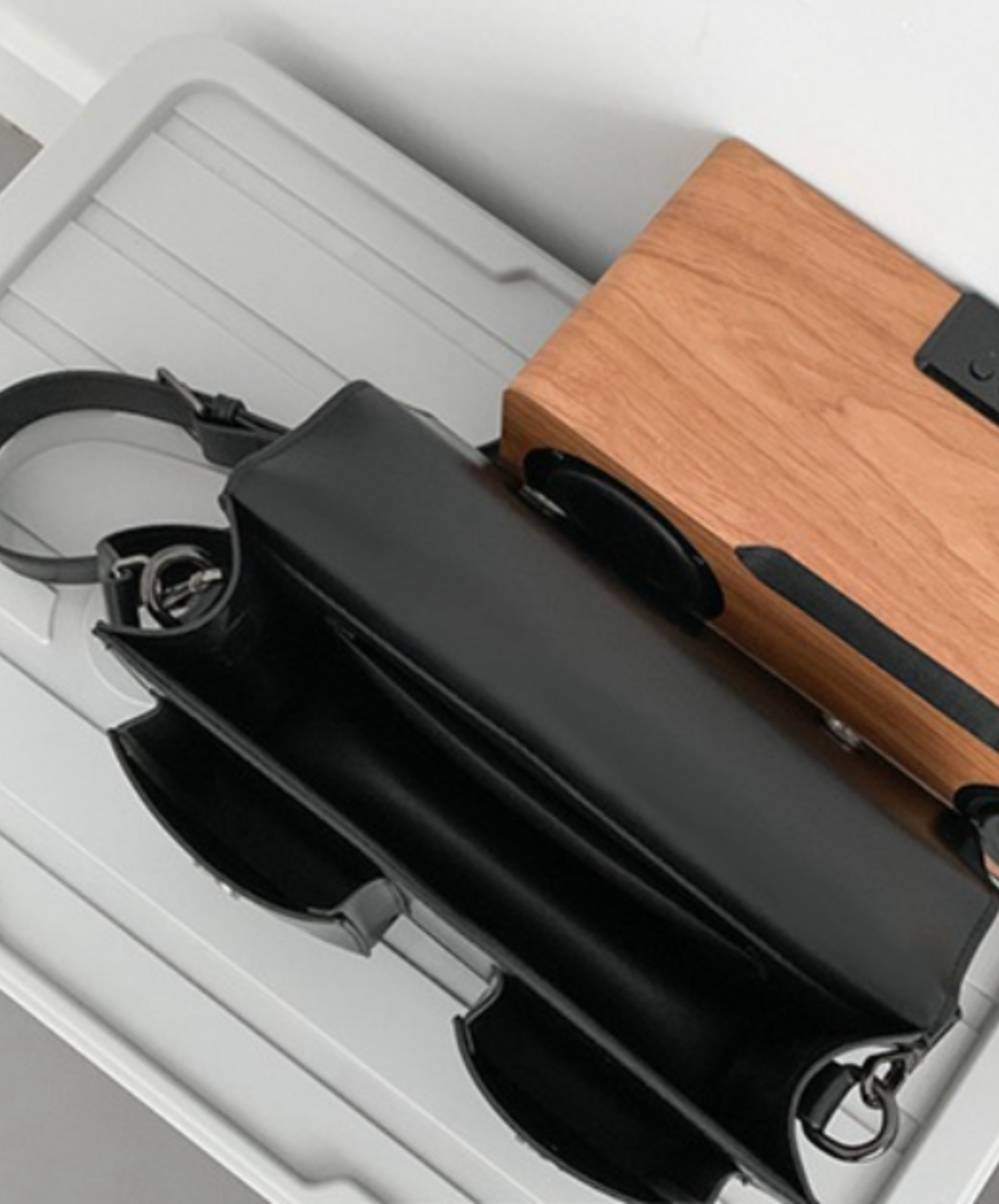 square round button with open pocket bag EN2104