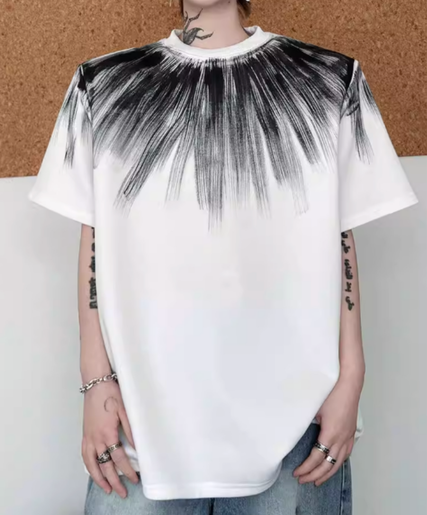 radial pattern short sleeves t-shirt EN2824