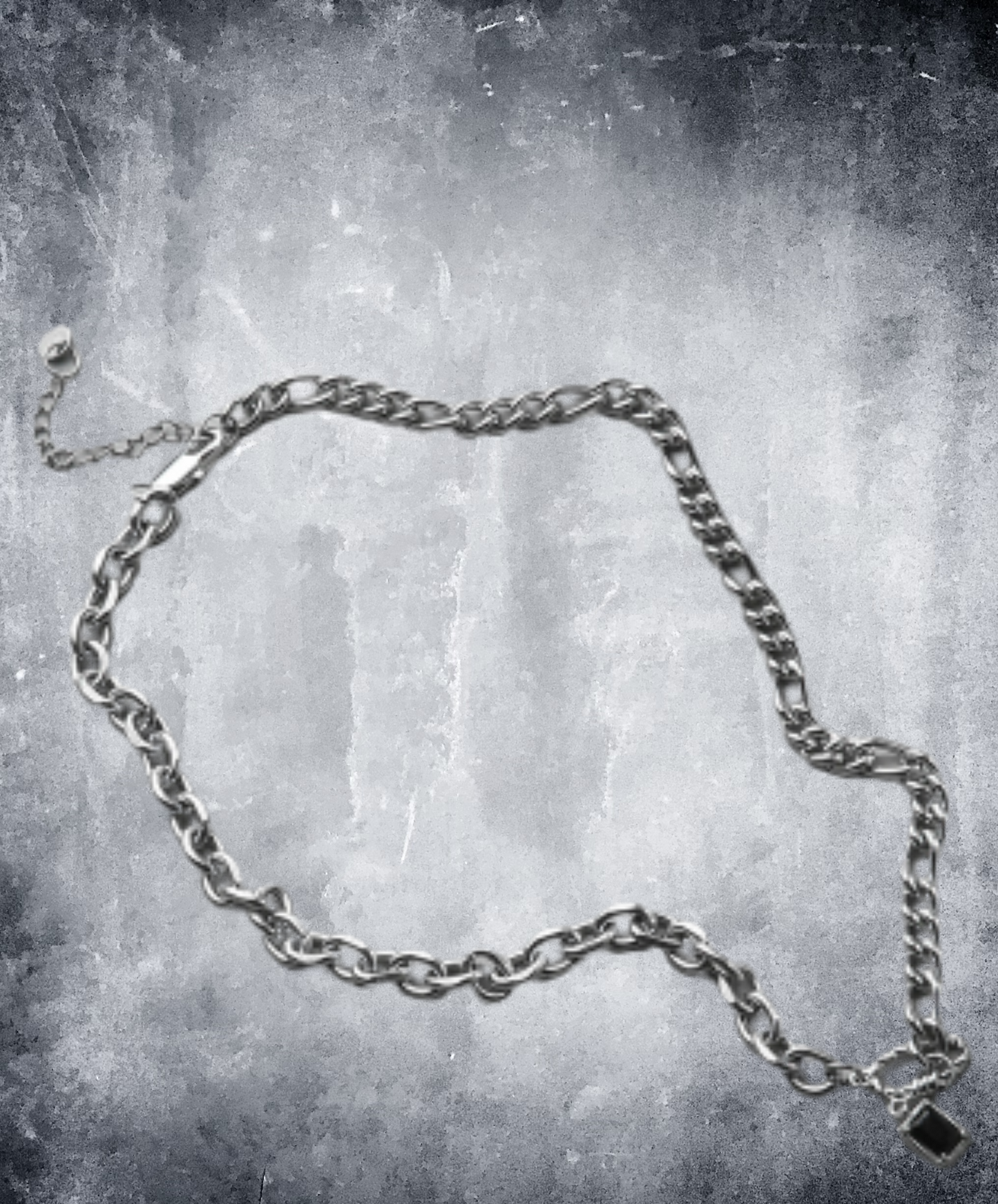 square black stone lightweight necklace EN2030