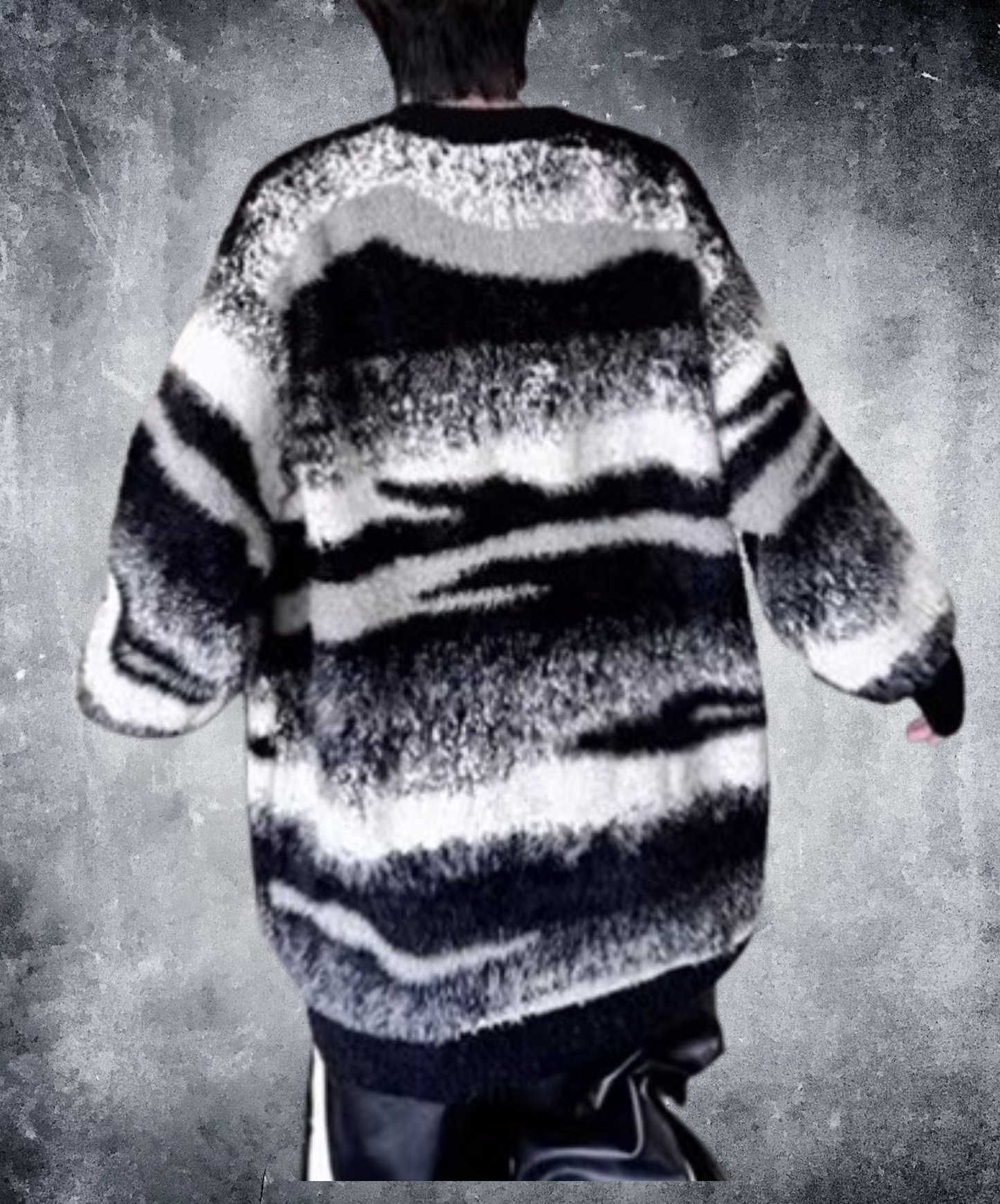 monotone irregular border sweater EN1870