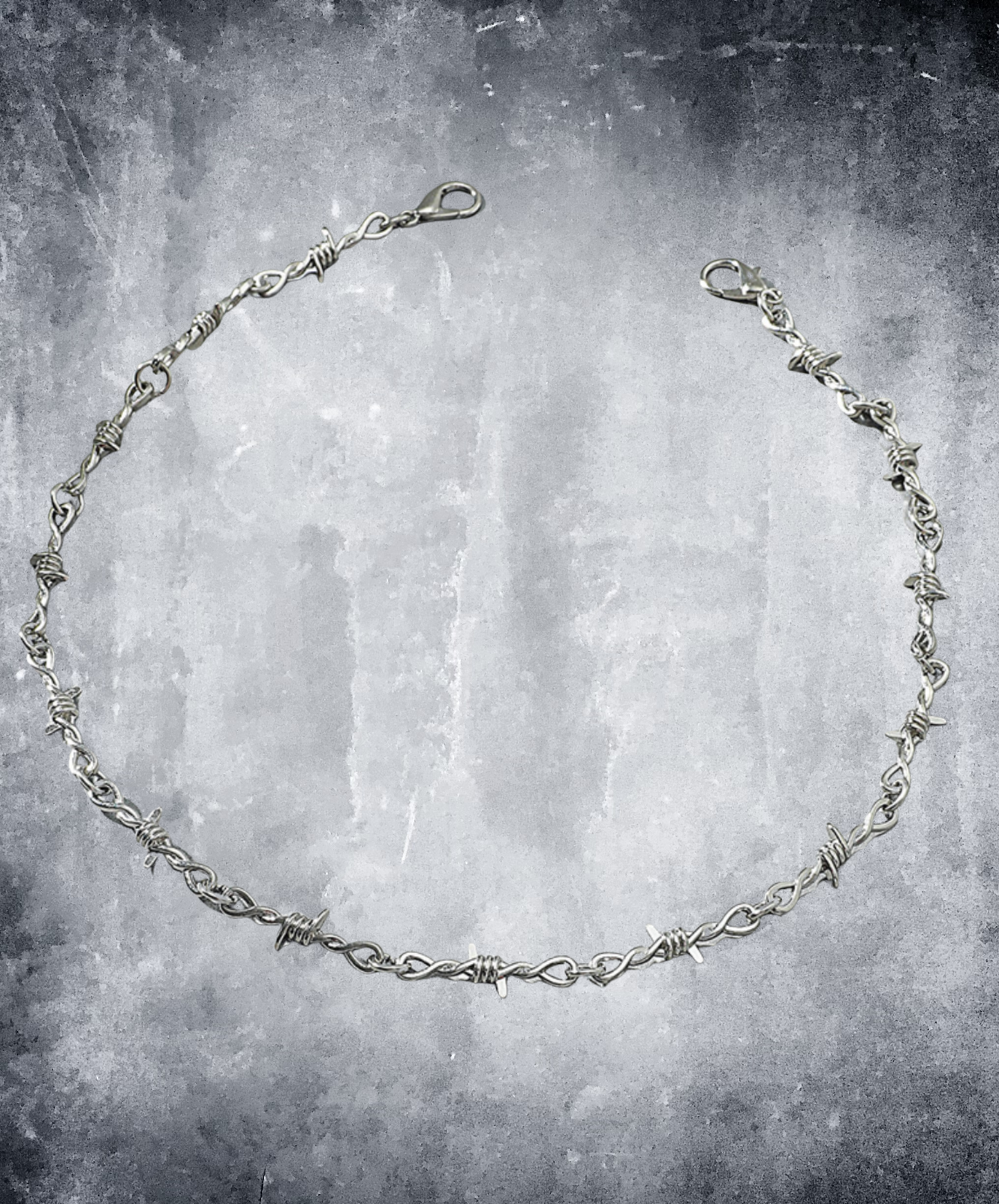 dark thorn motif necklace EN2265