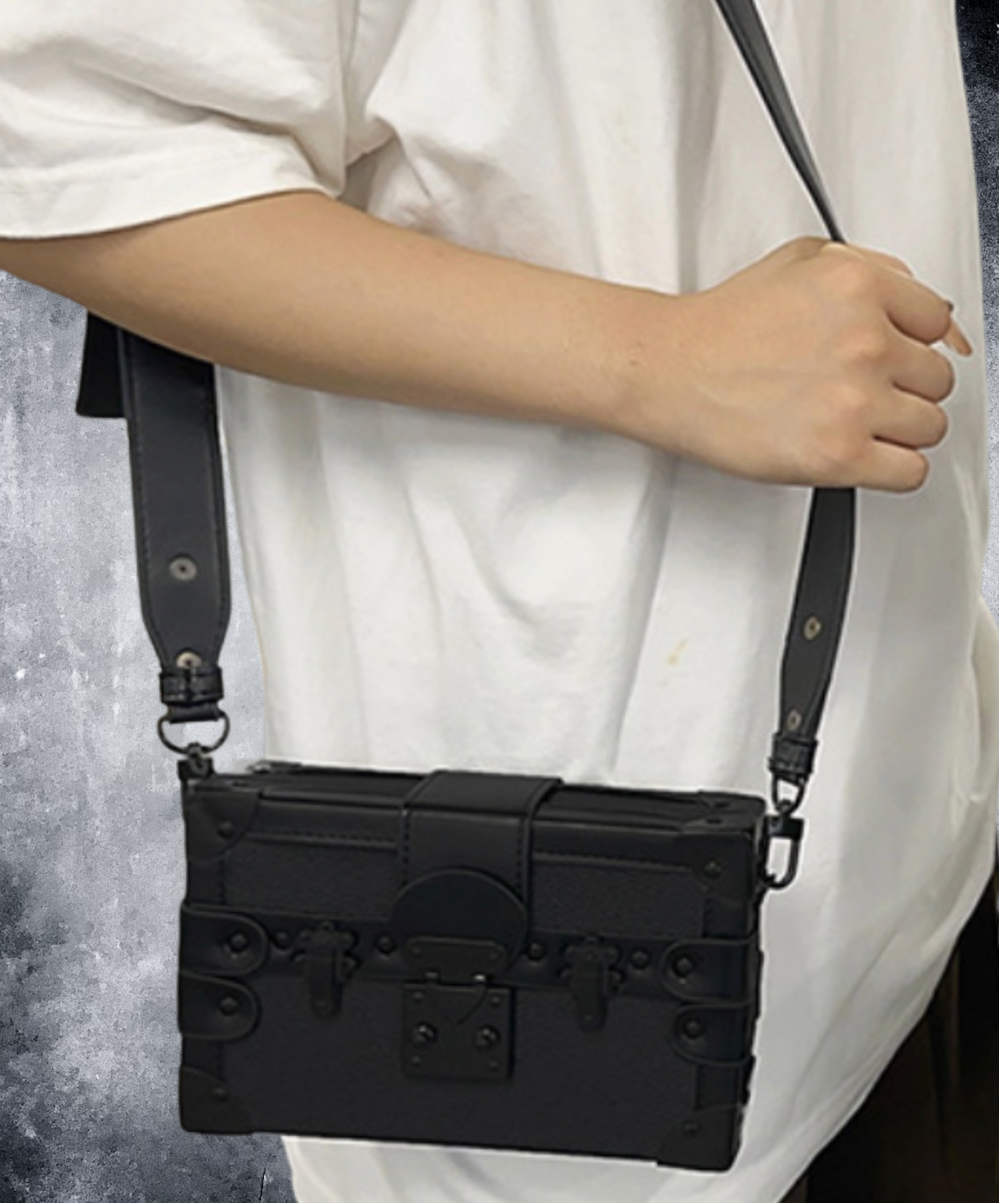 retro treasure chest design shoulder bag EN2131