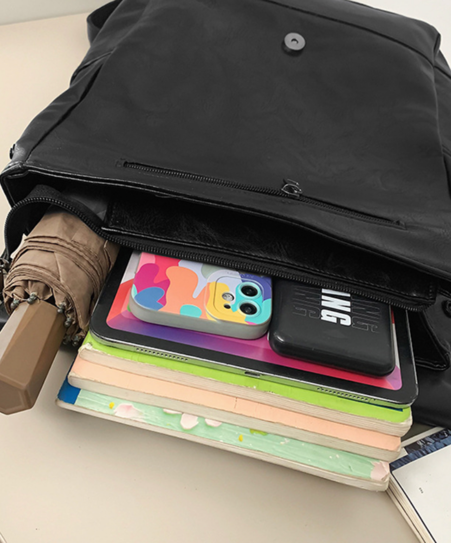 realistic textured triangular flap backpack bag EN2106