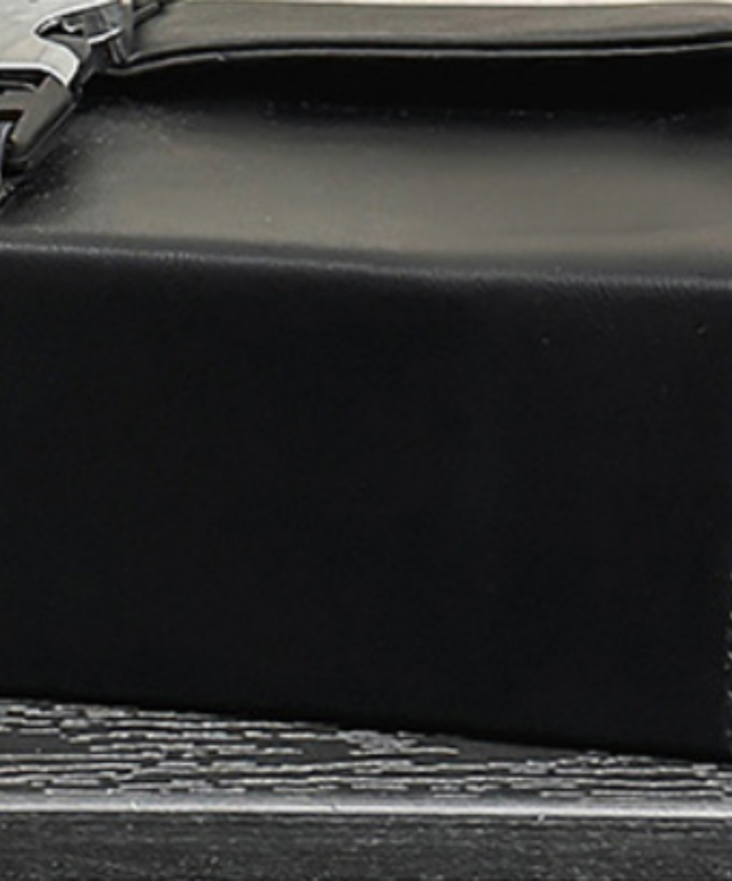 metal buckle square shoulder bag EN2103