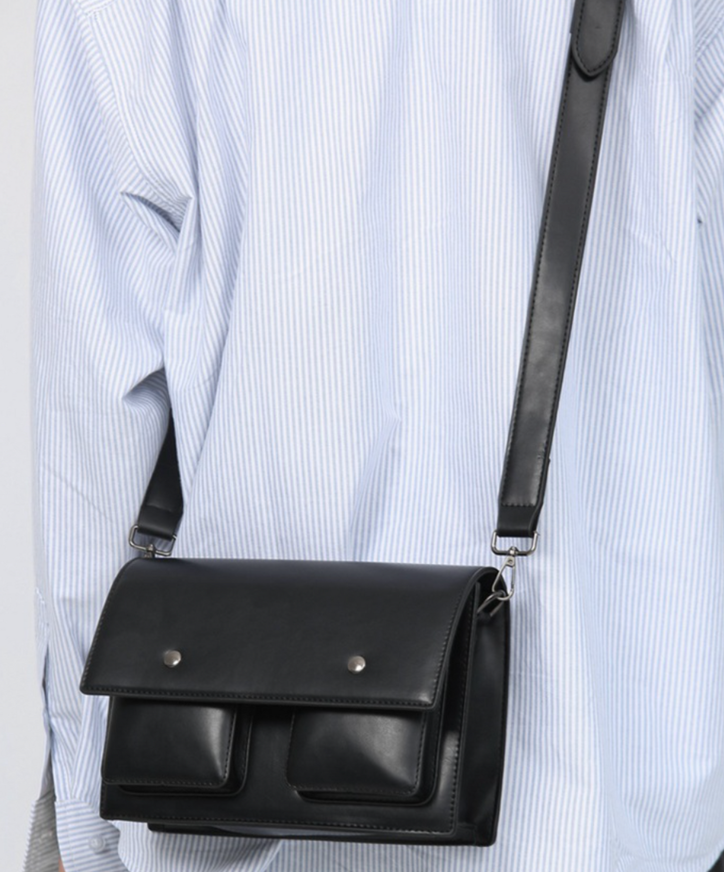 square round button with open pocket bag EN2104