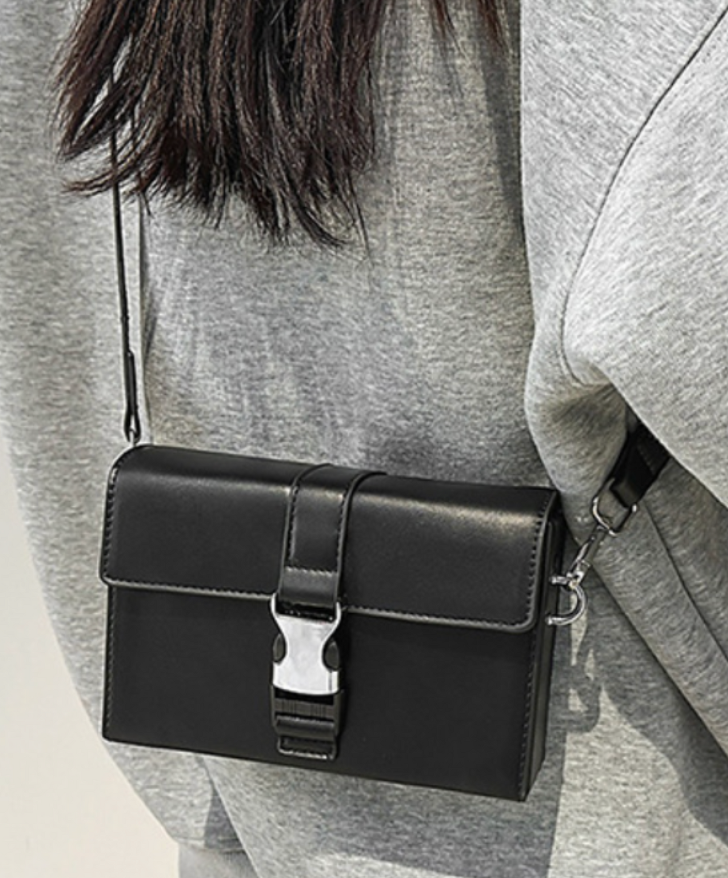 metal buckle square shoulder bag EN2103