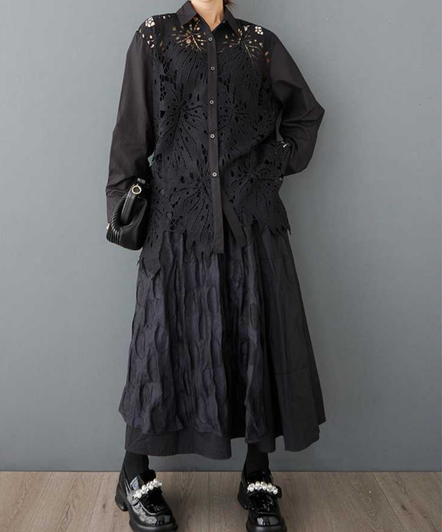 random leaf motif lace sheer shirt EN2295