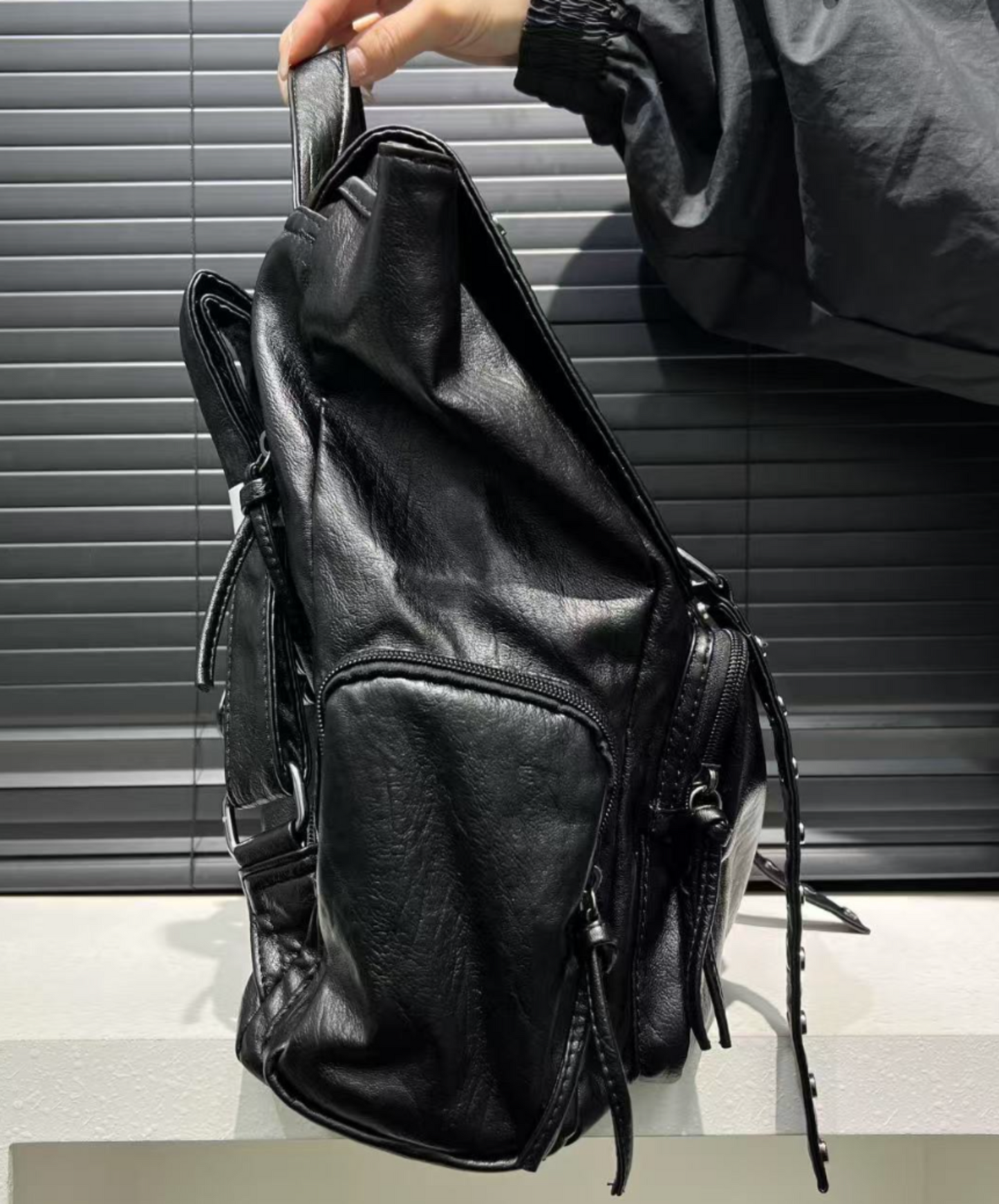 large capacity retro distressed finish bag EN2302