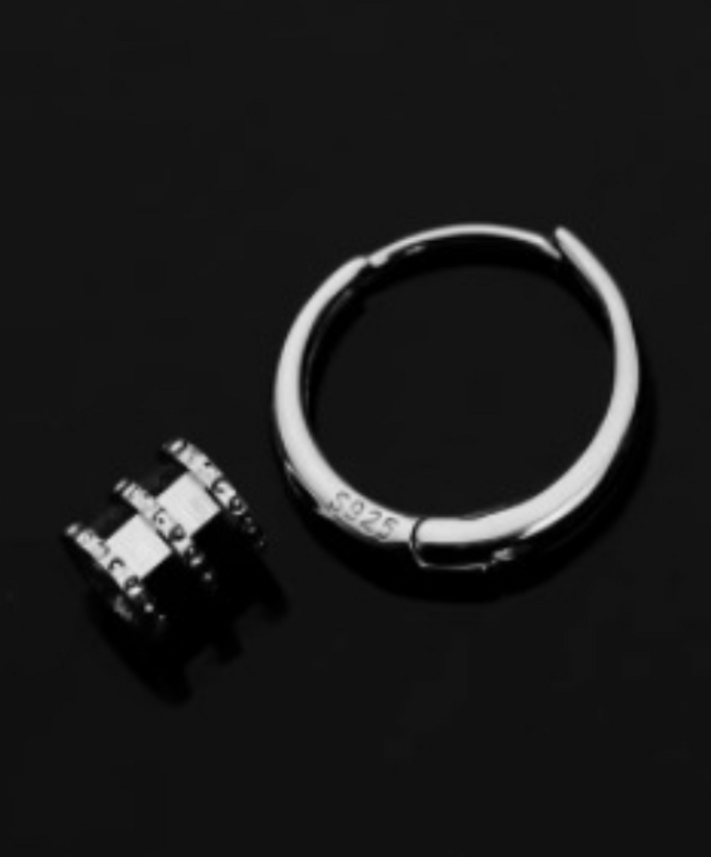 silver hoop in ring earrings EN1617