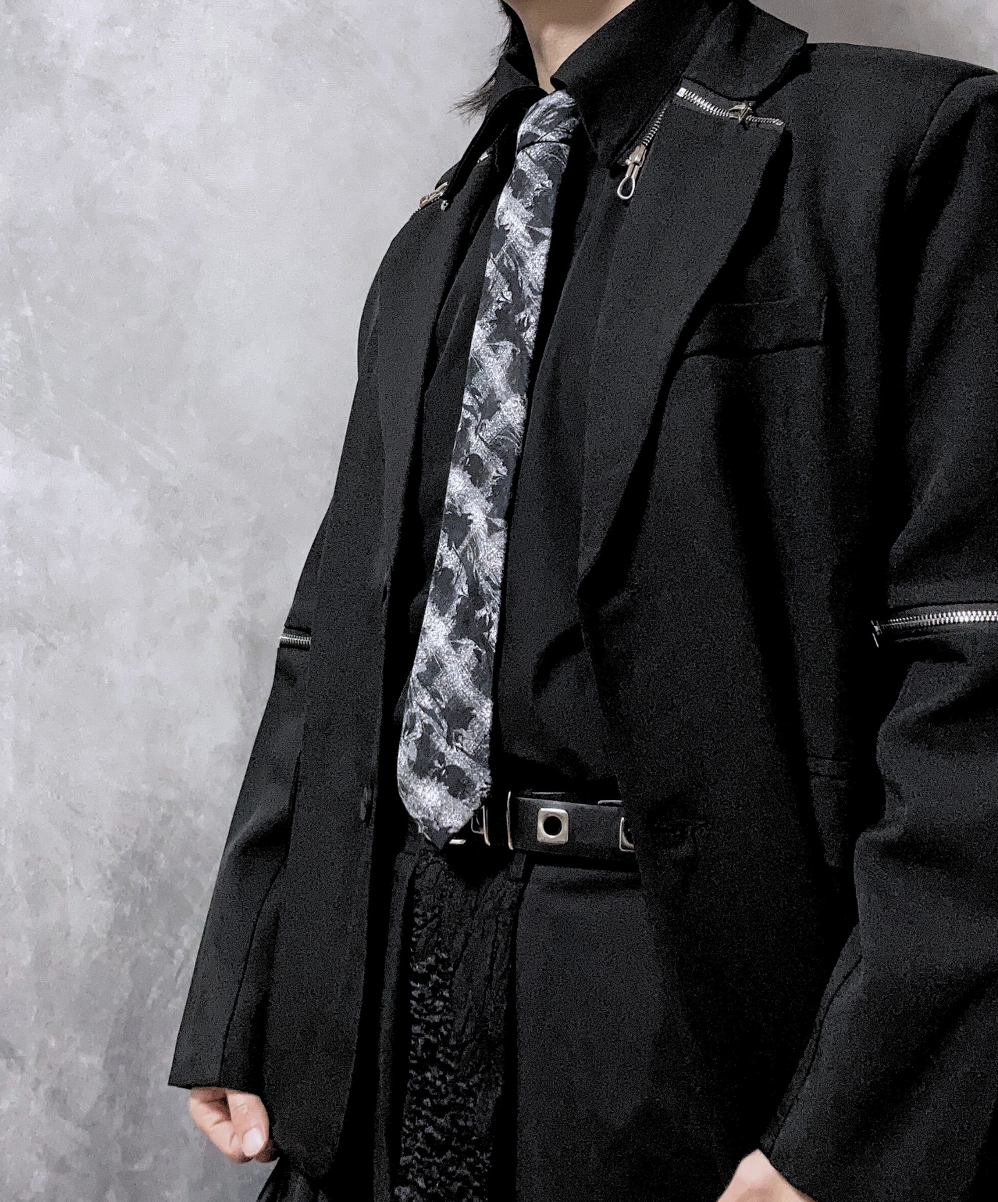 lattice scratches necktie EN1906