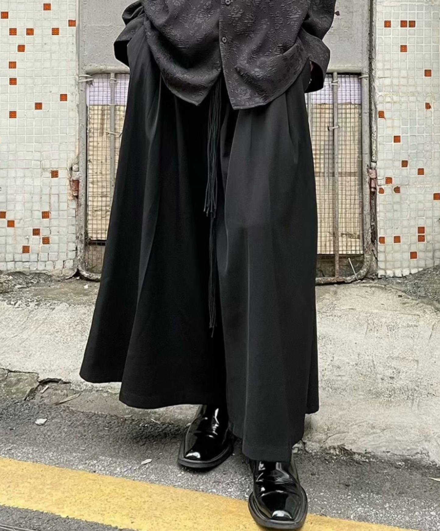 simple silhouette with tucks hakama pants EN2140